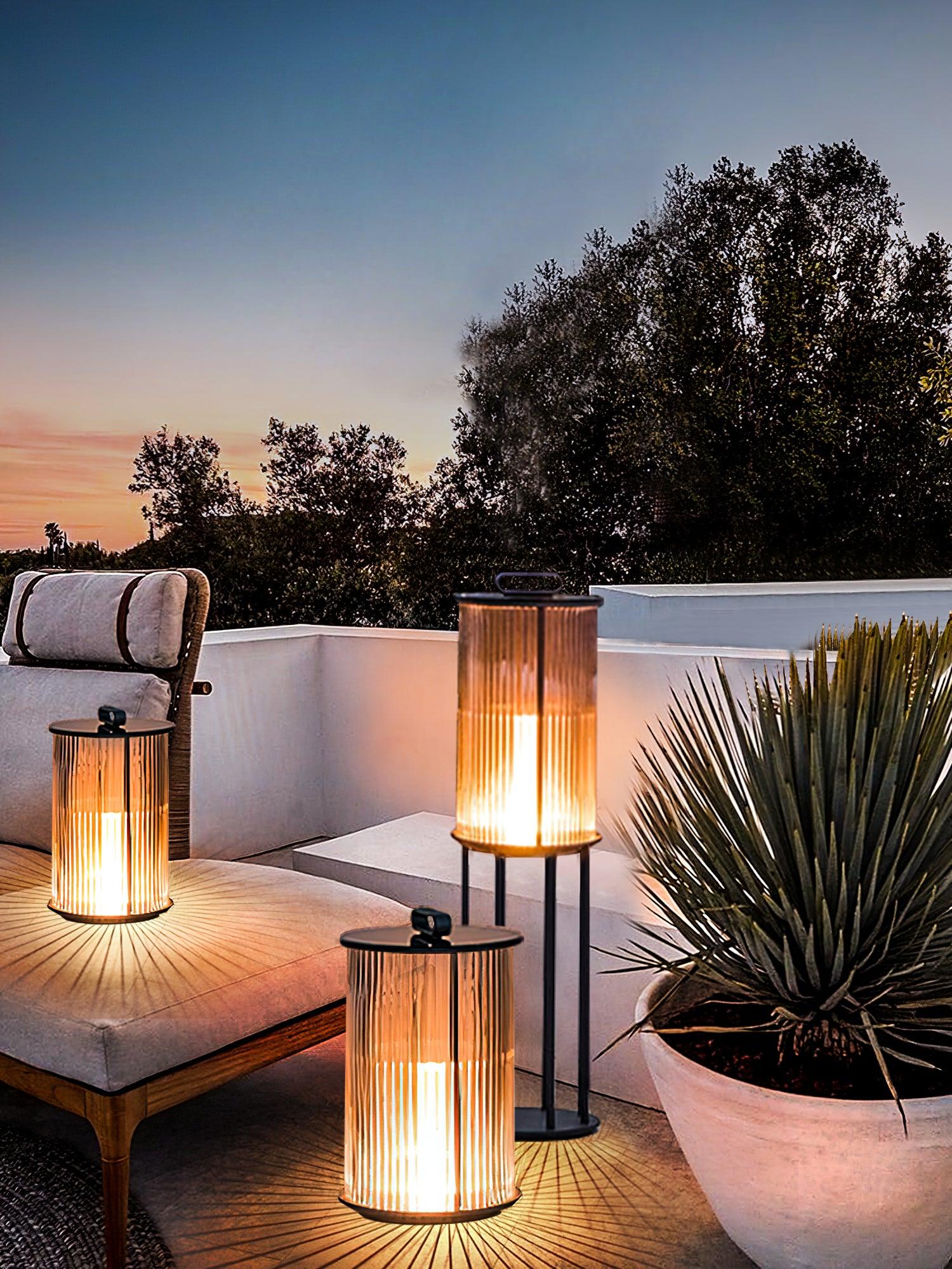 Niri Steel Acrylic Minimalist Floor Lamp-Neutral Decor