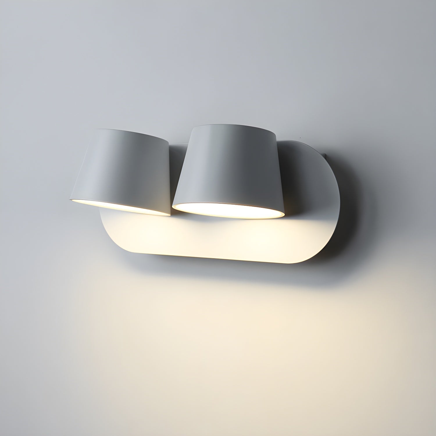 Aurlaeir Adjustable Plug-in Wall Lamp-Neutral Decor