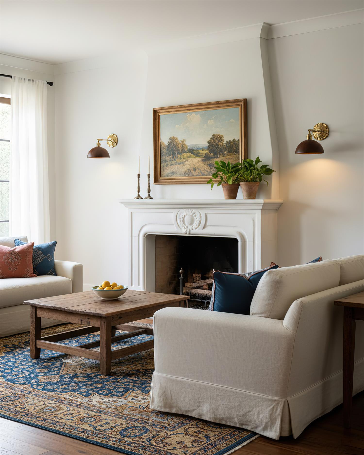 Armand Wall Light