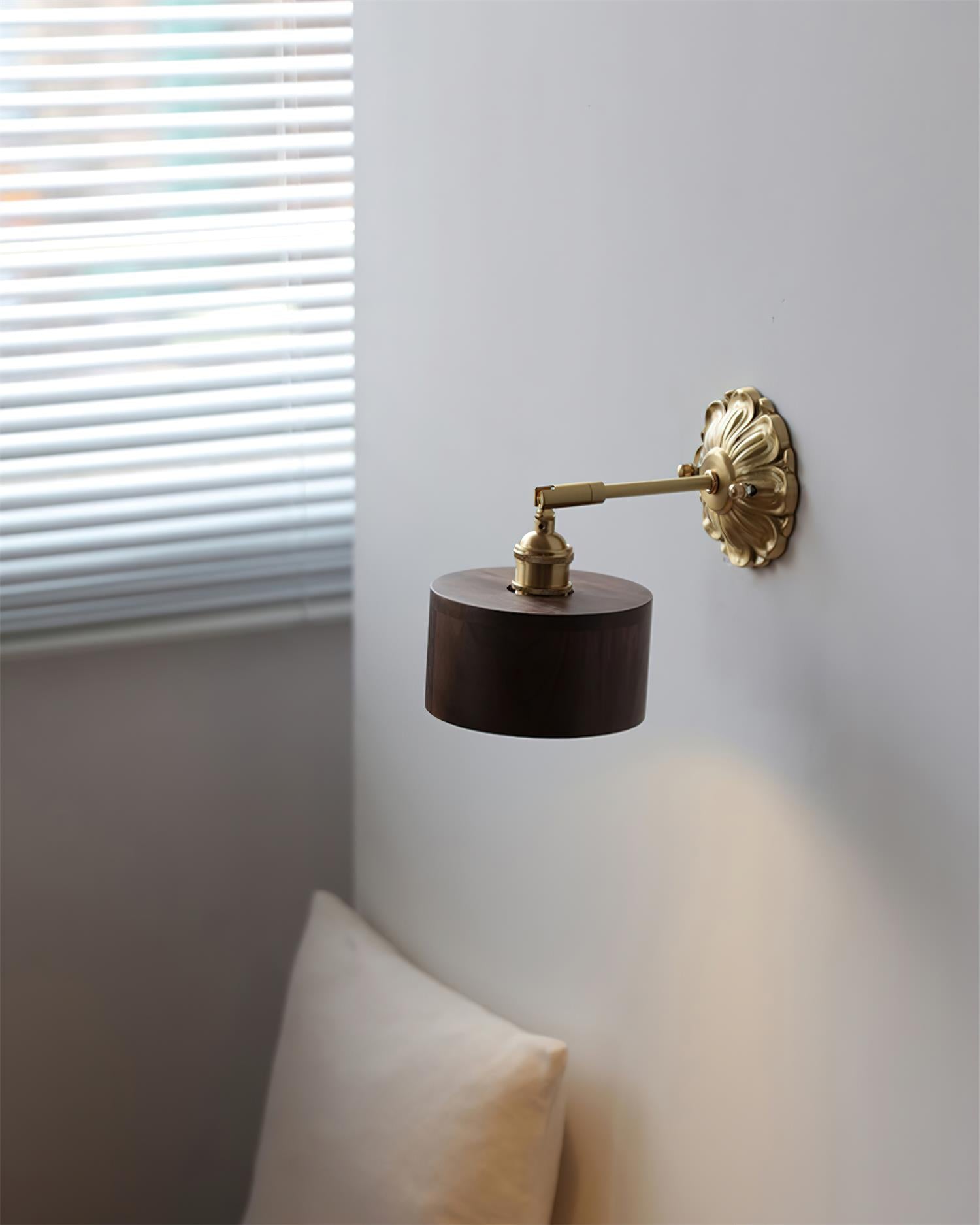 Armand Wall Light