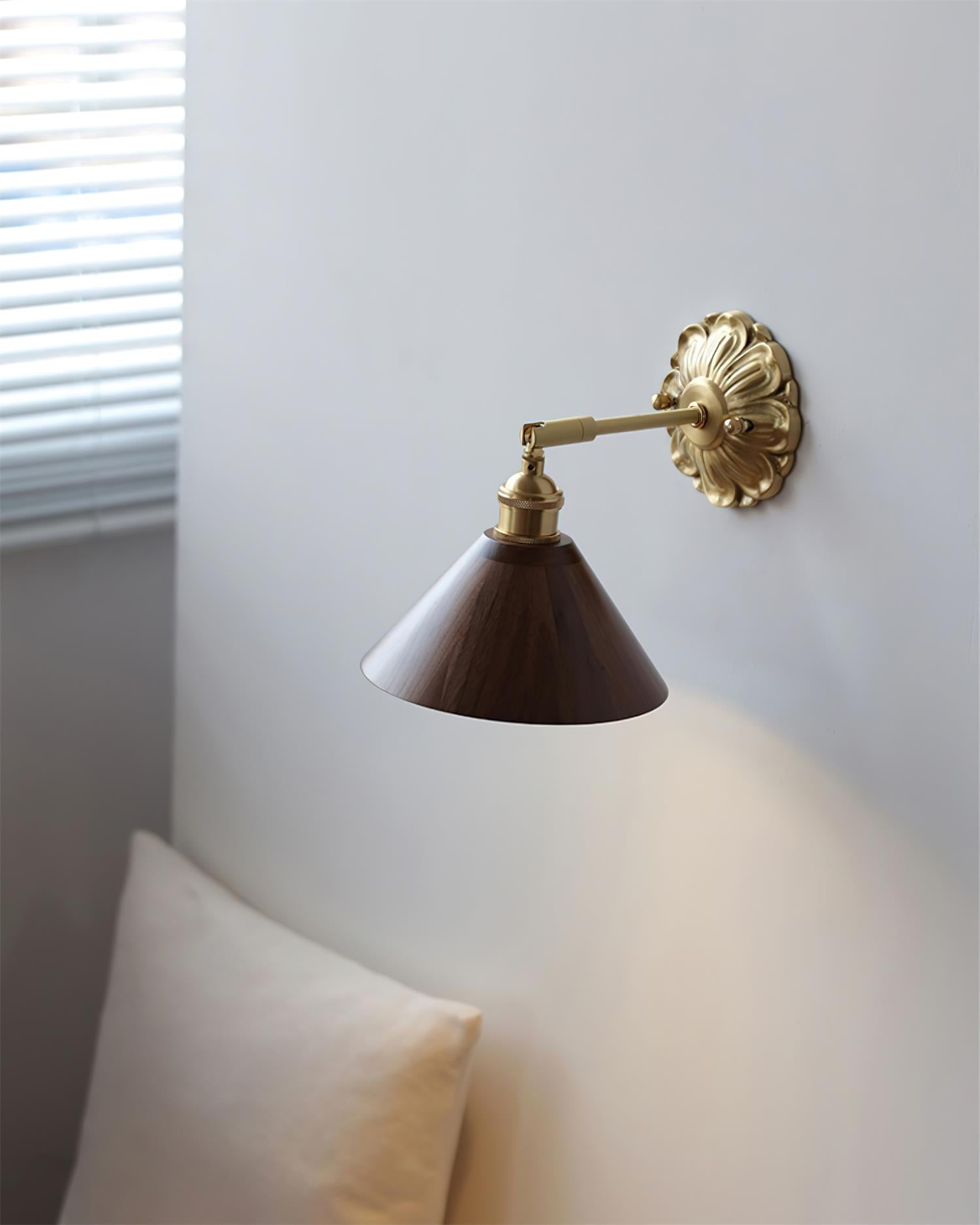 Armand Wall Light