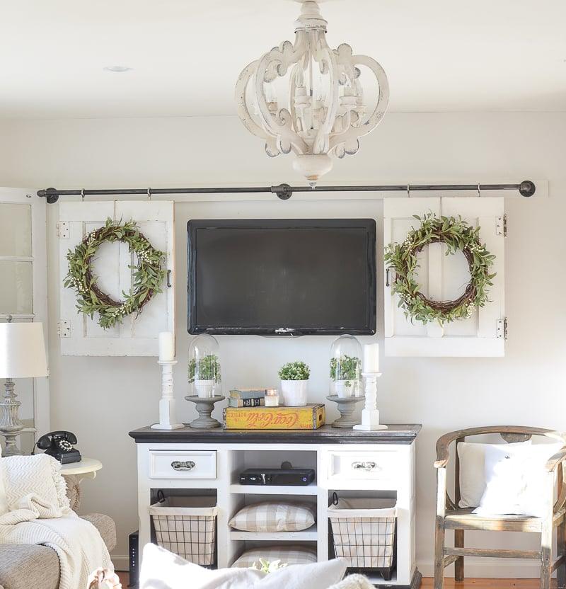 Romino Chandelier Scroll Wood Whitewashed Rustic-Neutral Decor