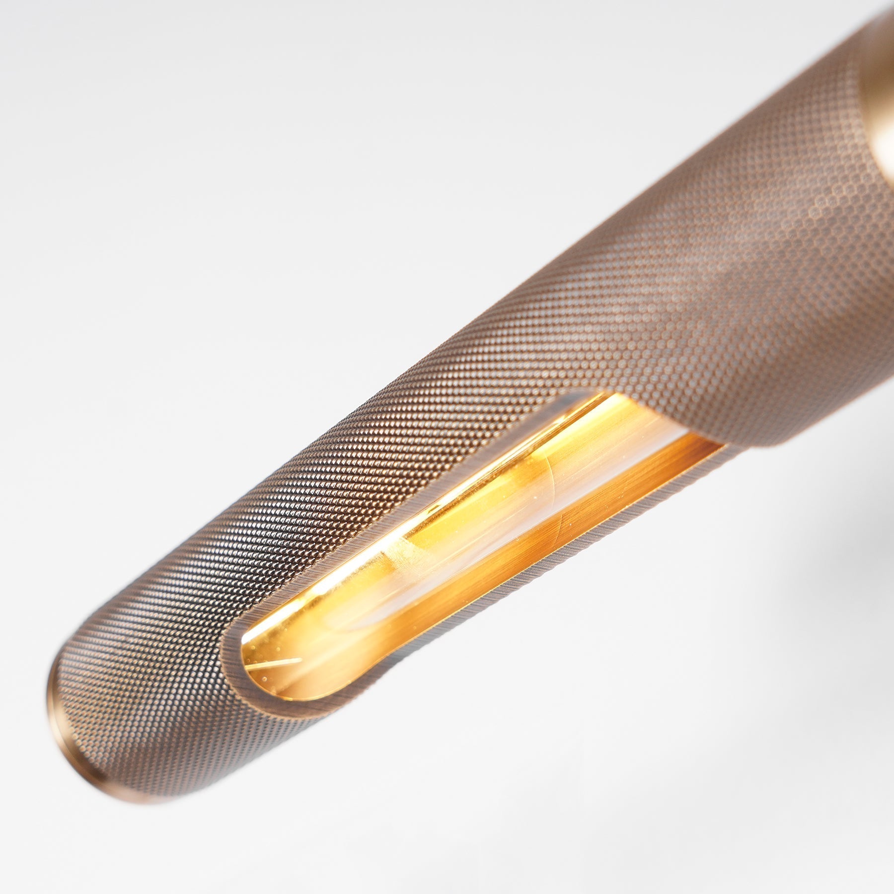 Solvain Modern Brass LED Wall Light