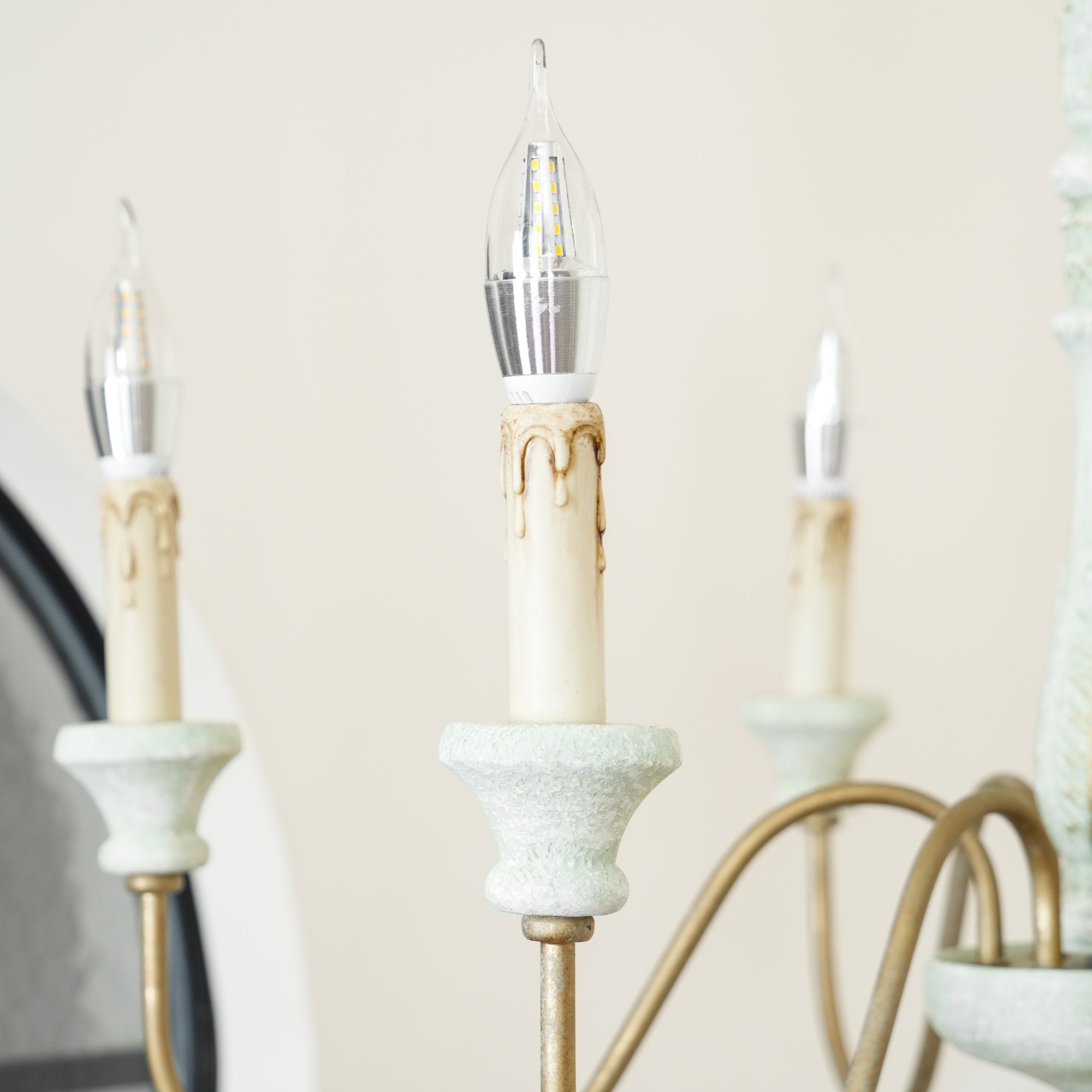 Sorenx Traditional Farmhouse Wood Chandelier-Neutral Decor
