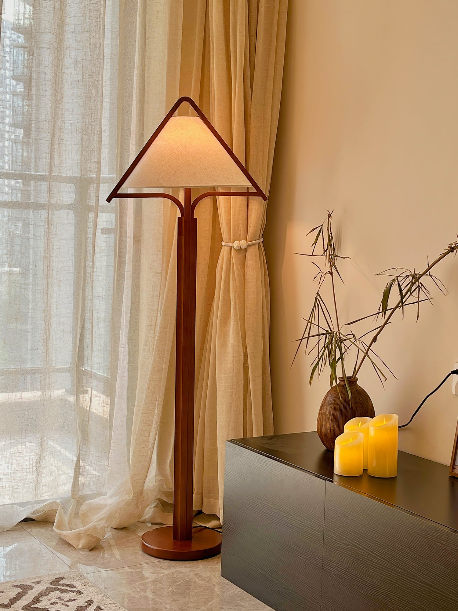 Ersolan Triangular Wood & Fabric Floor Lamp-Neutral Decor