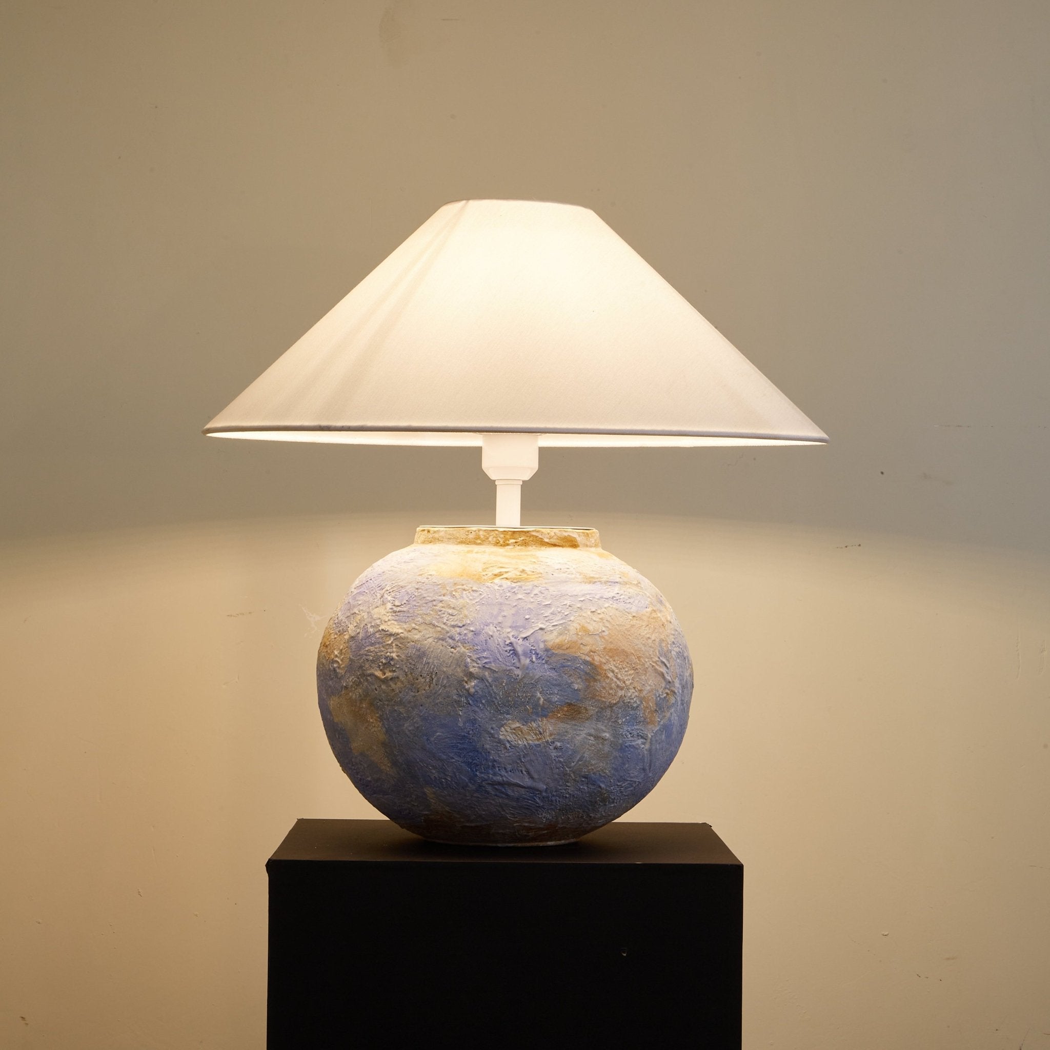 Lydia Modern Table Lamp-Neutral Decor