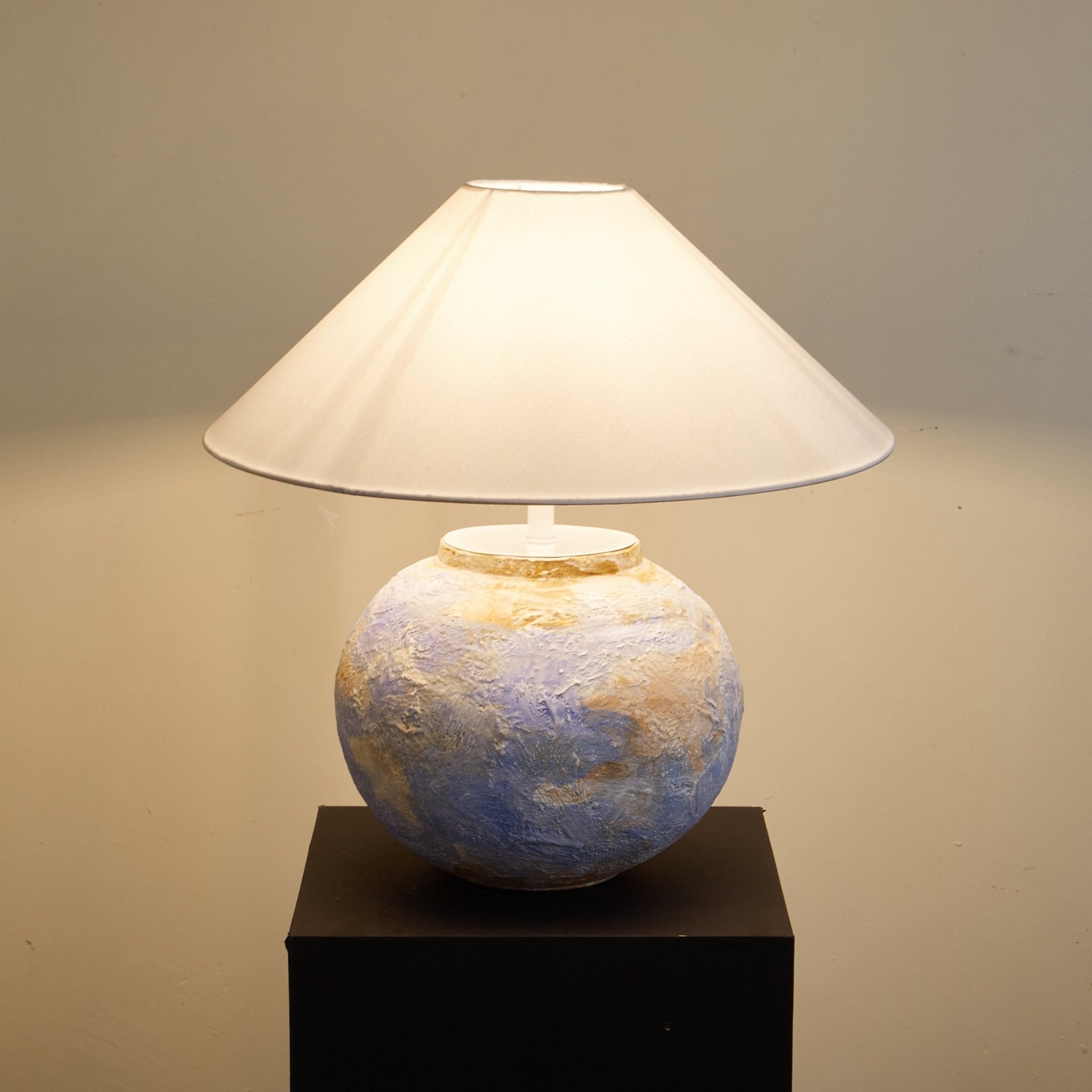 Lydia Modern Table Lamp-Neutral Decor