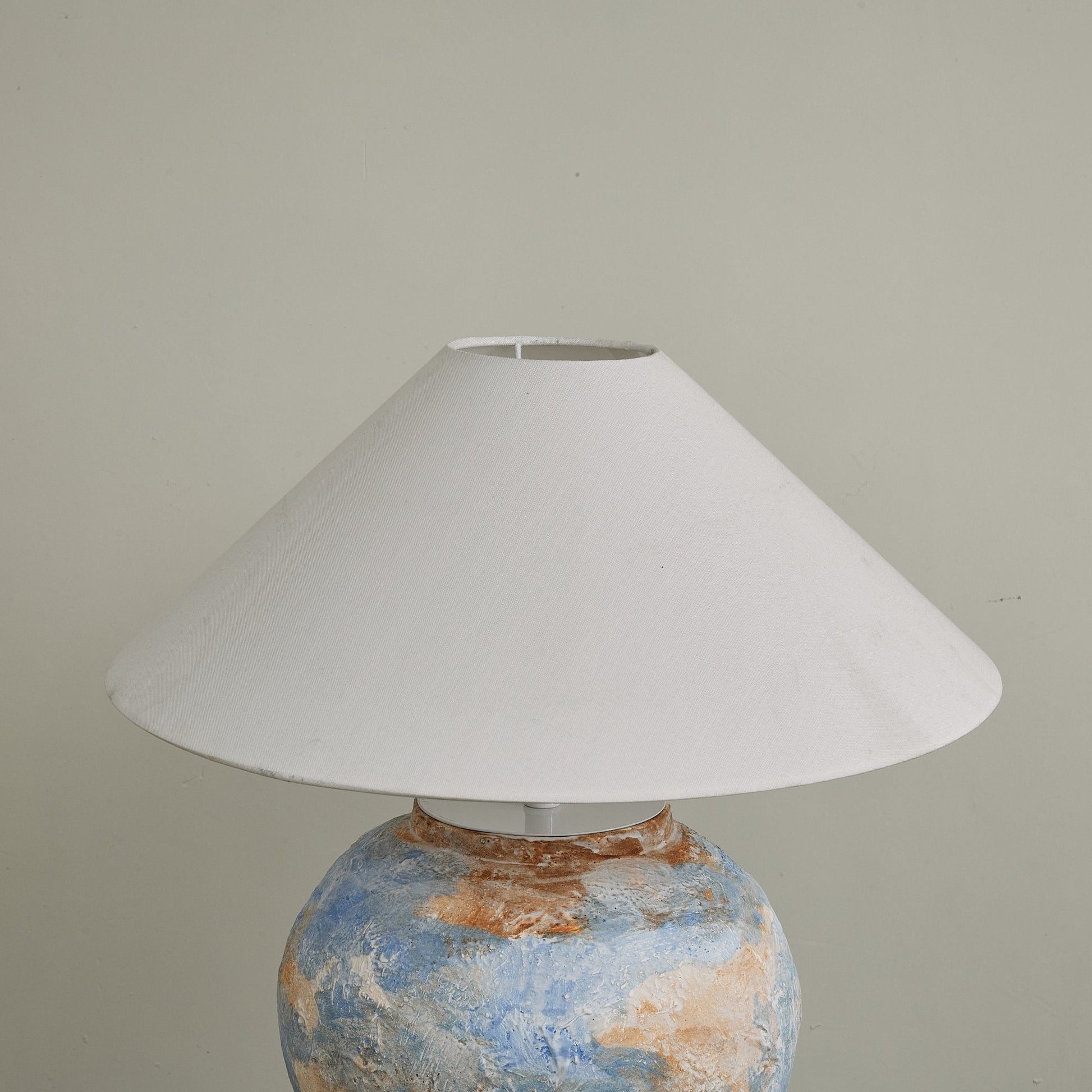 Lydia Modern Table Lamp-Neutral Decor
