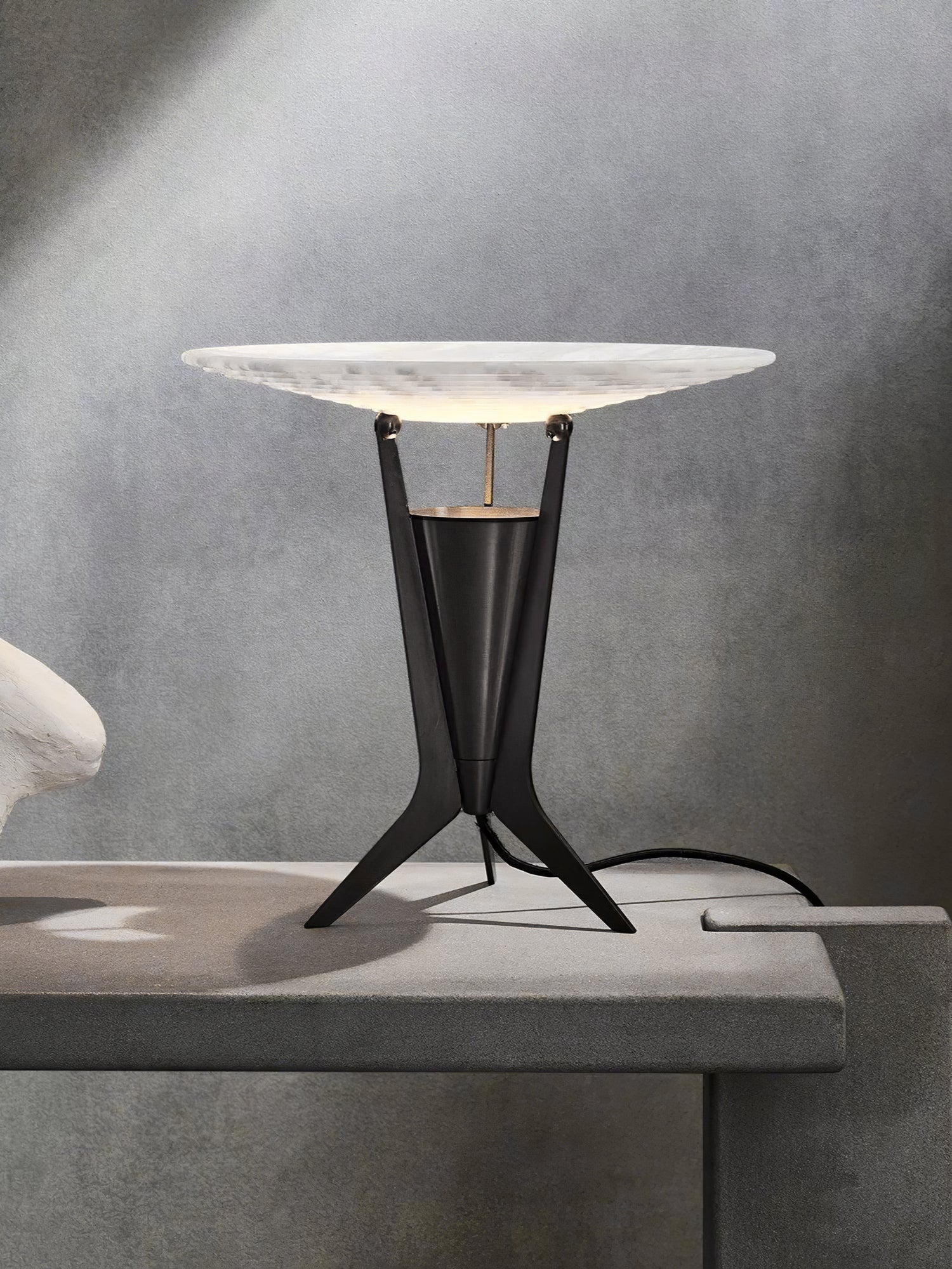 Eurtalus Alabaster Top Table Lamp-Neutral Decor