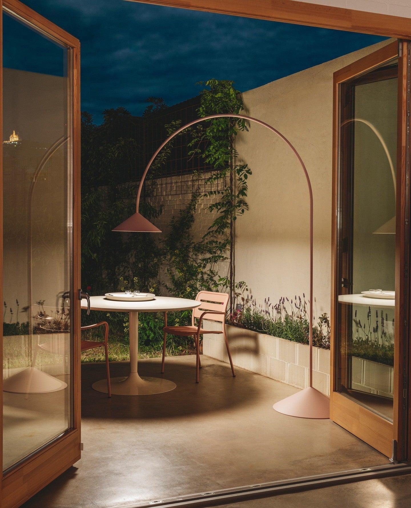 Civara Minimalist Floor Lamp-Neutral Decor