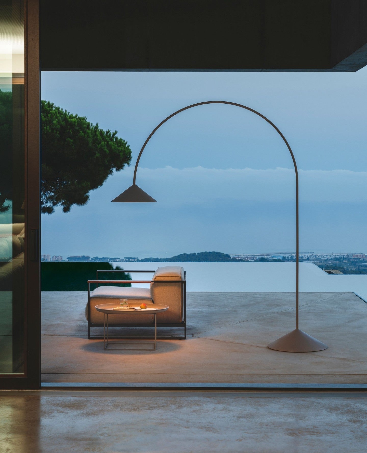 Civara Minimalist Floor Lamp-Neutral Decor