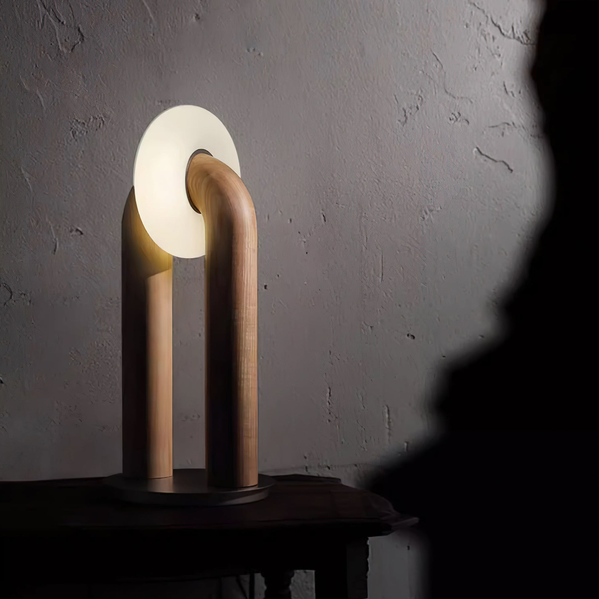 Raelix Wood Vintage Table Lamp-Neutral Decor