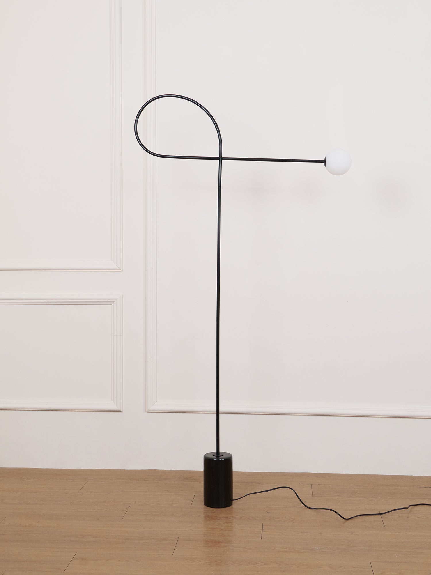 Zanoril Sculptural Floor Lamp-Neutral Decor