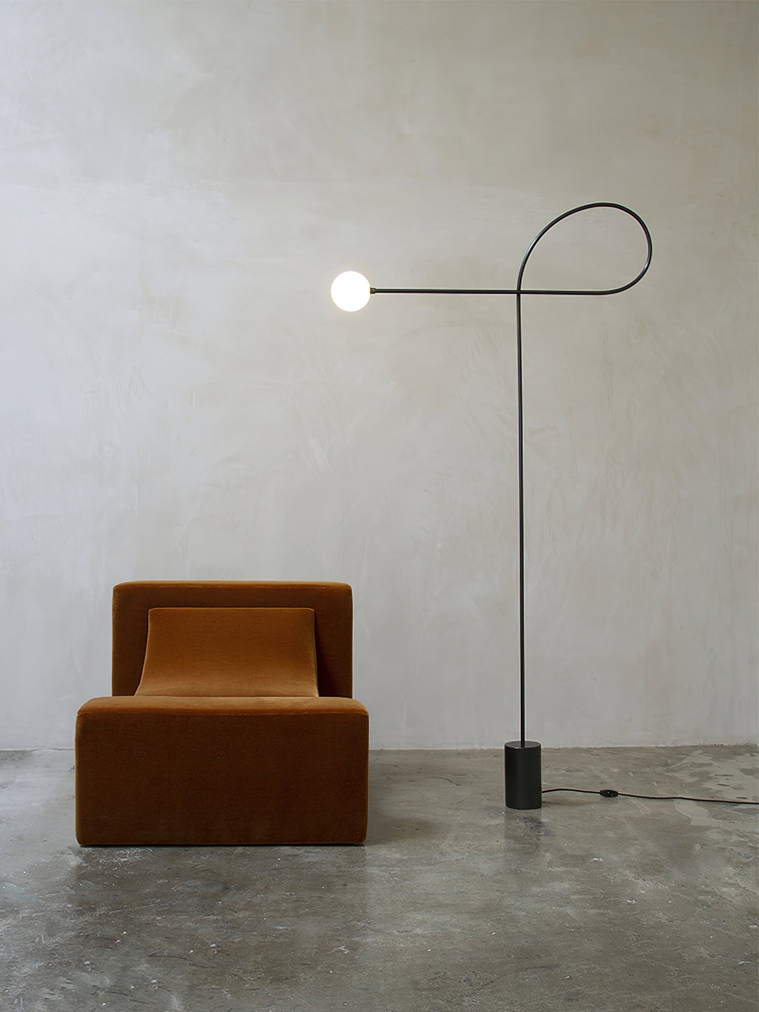 Zanoril Sculptural Floor Lamp-Neutral Decor