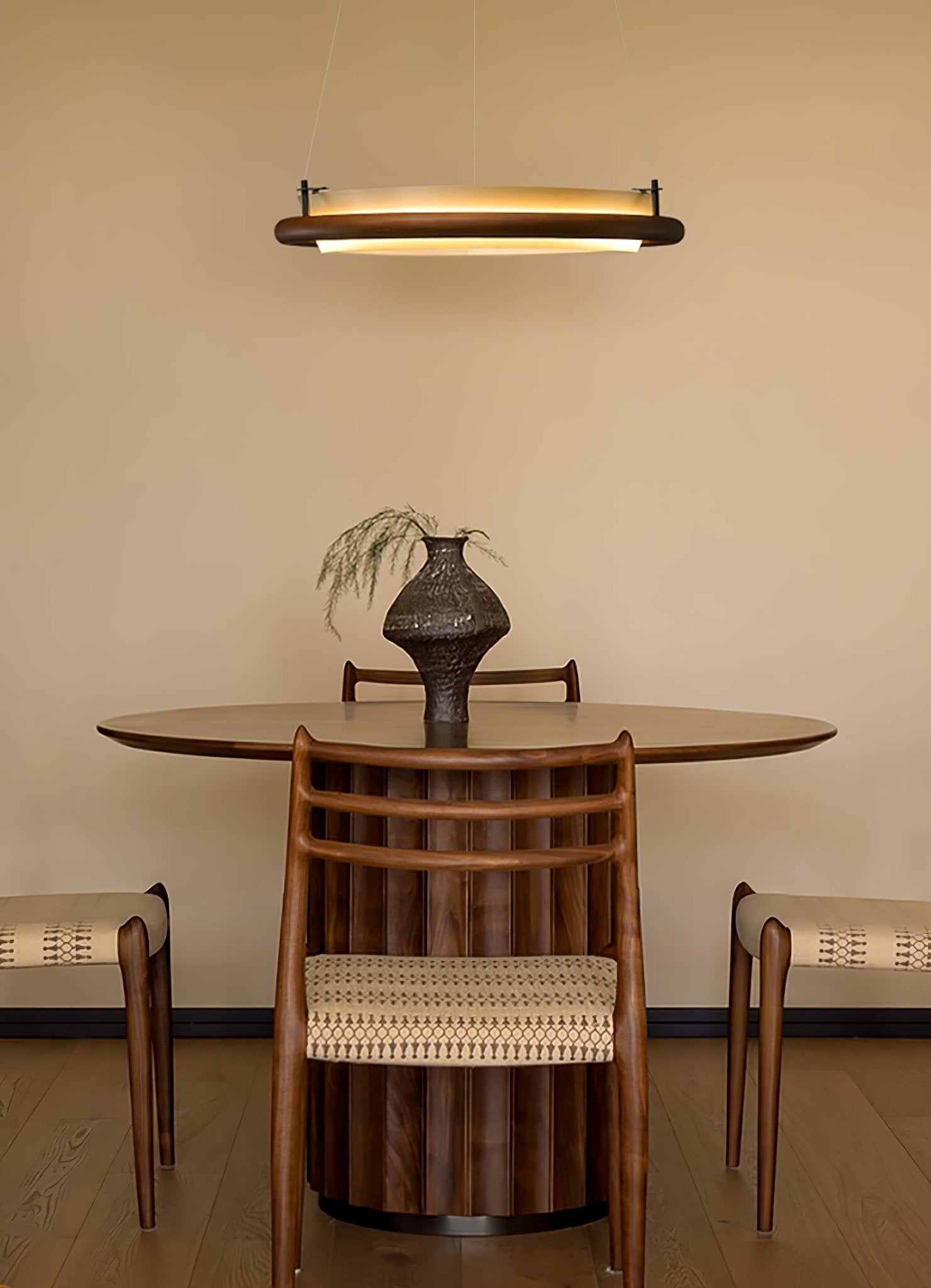 Olvelila Circular Pendant Light-Neutral Decor