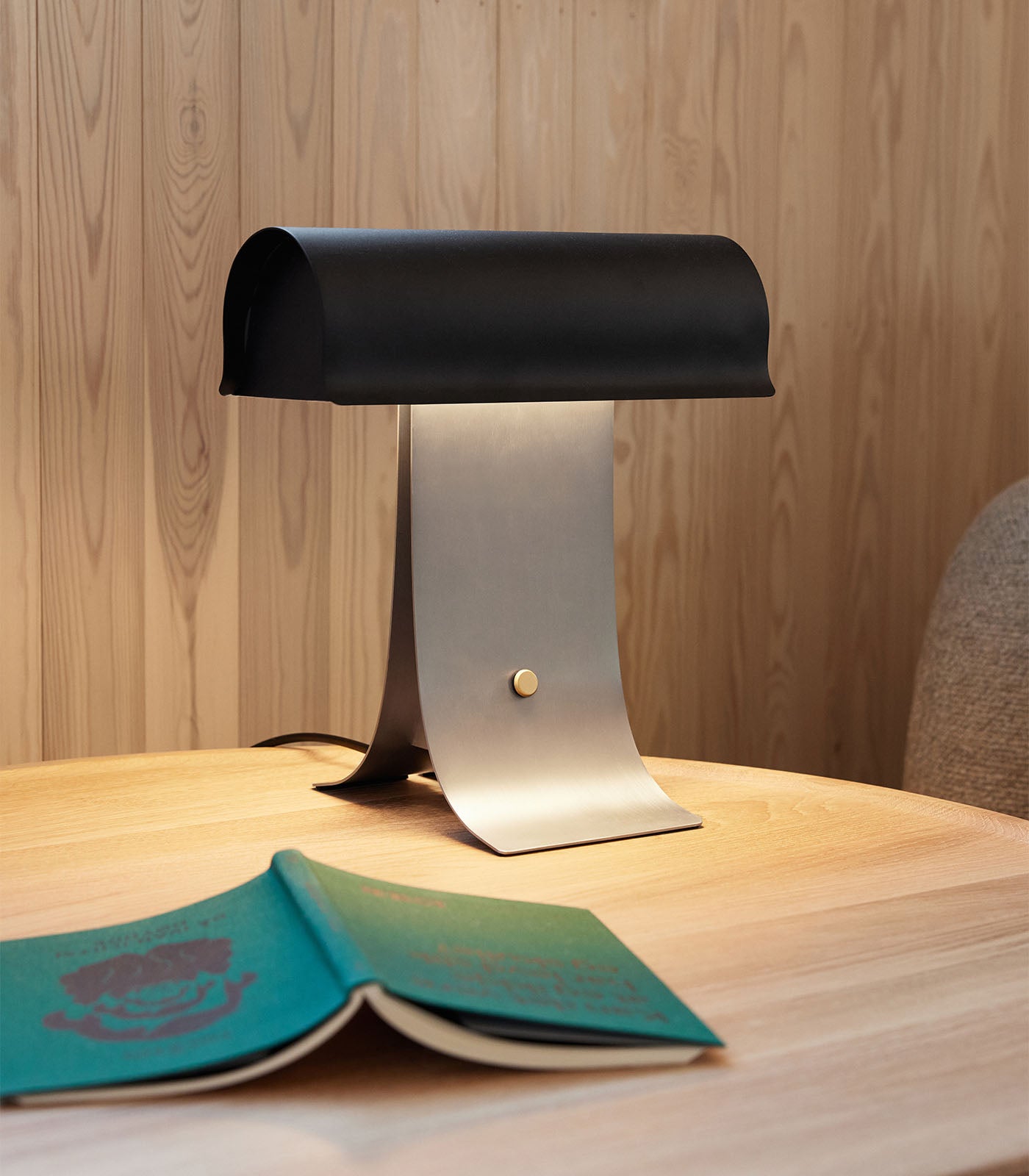 Liorven Steel Industrial Table Lamp-Neutral Decor