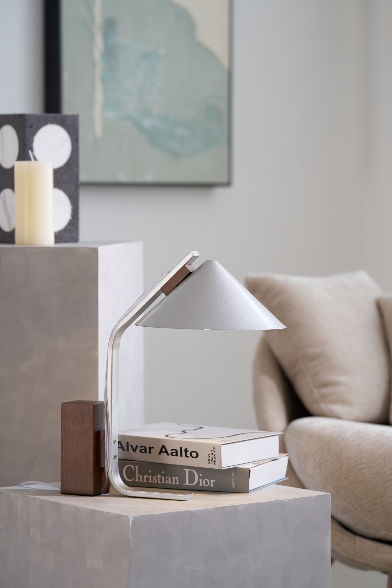Ireld Modern Table Lamp-Neutral Decor