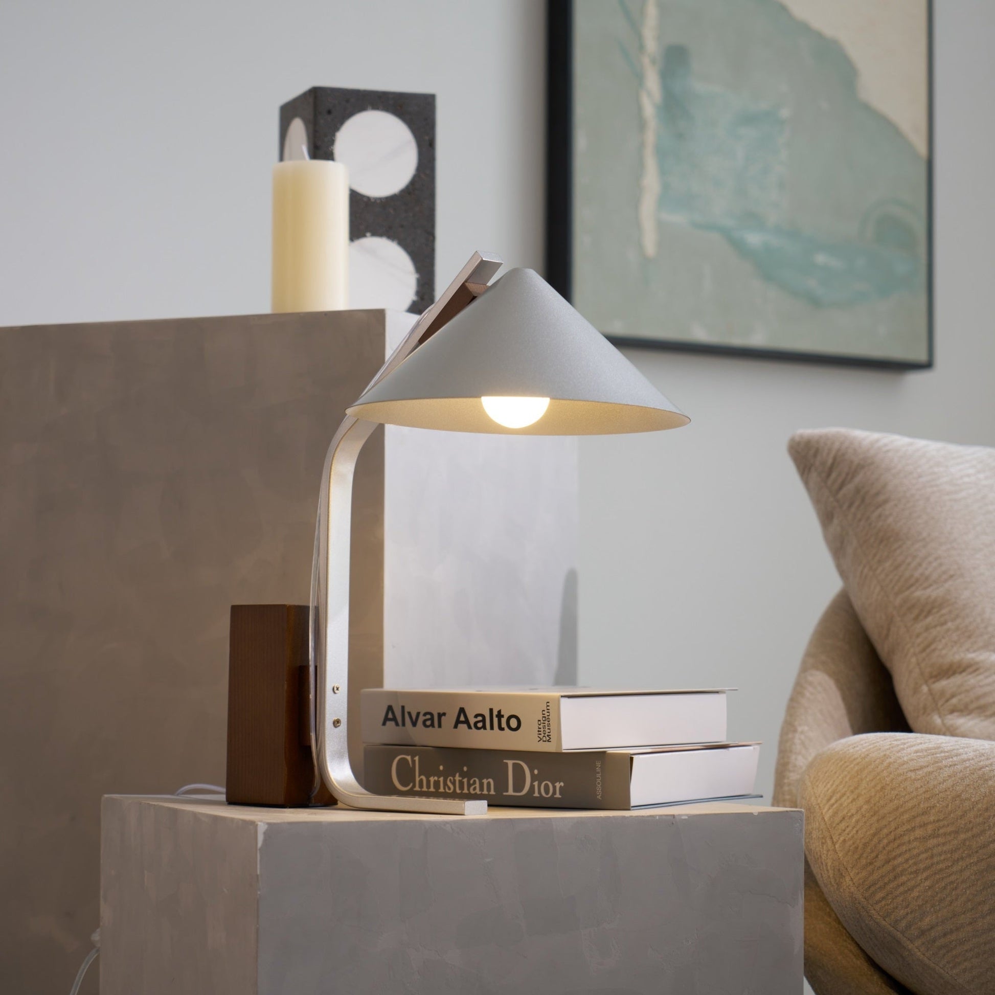 Ireld Modern Table Lamp-Neutral Decor