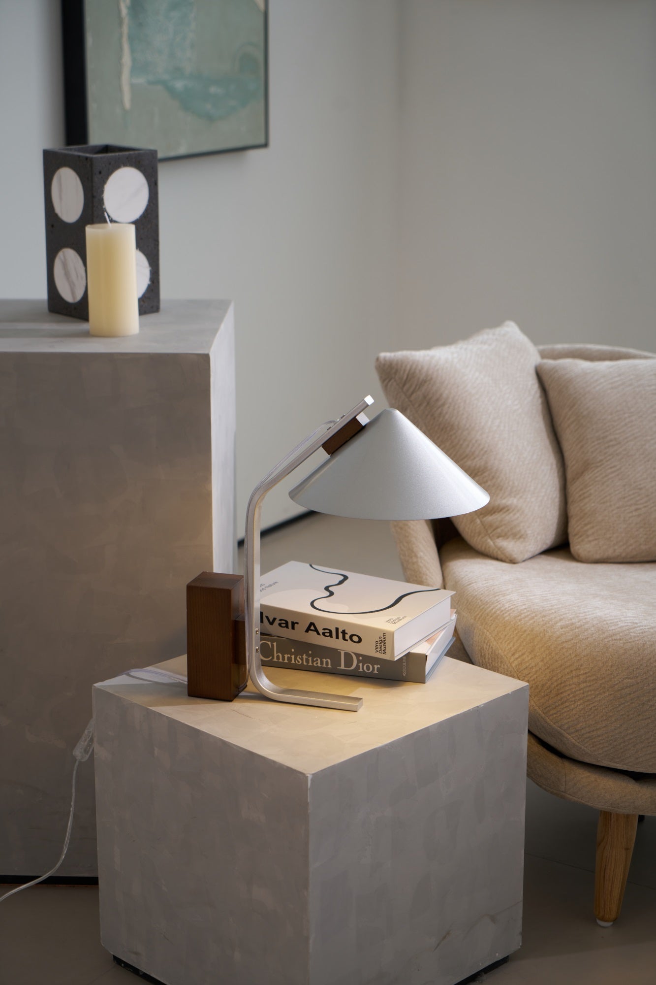 Ireld Modern Table Lamp-Neutral Decor