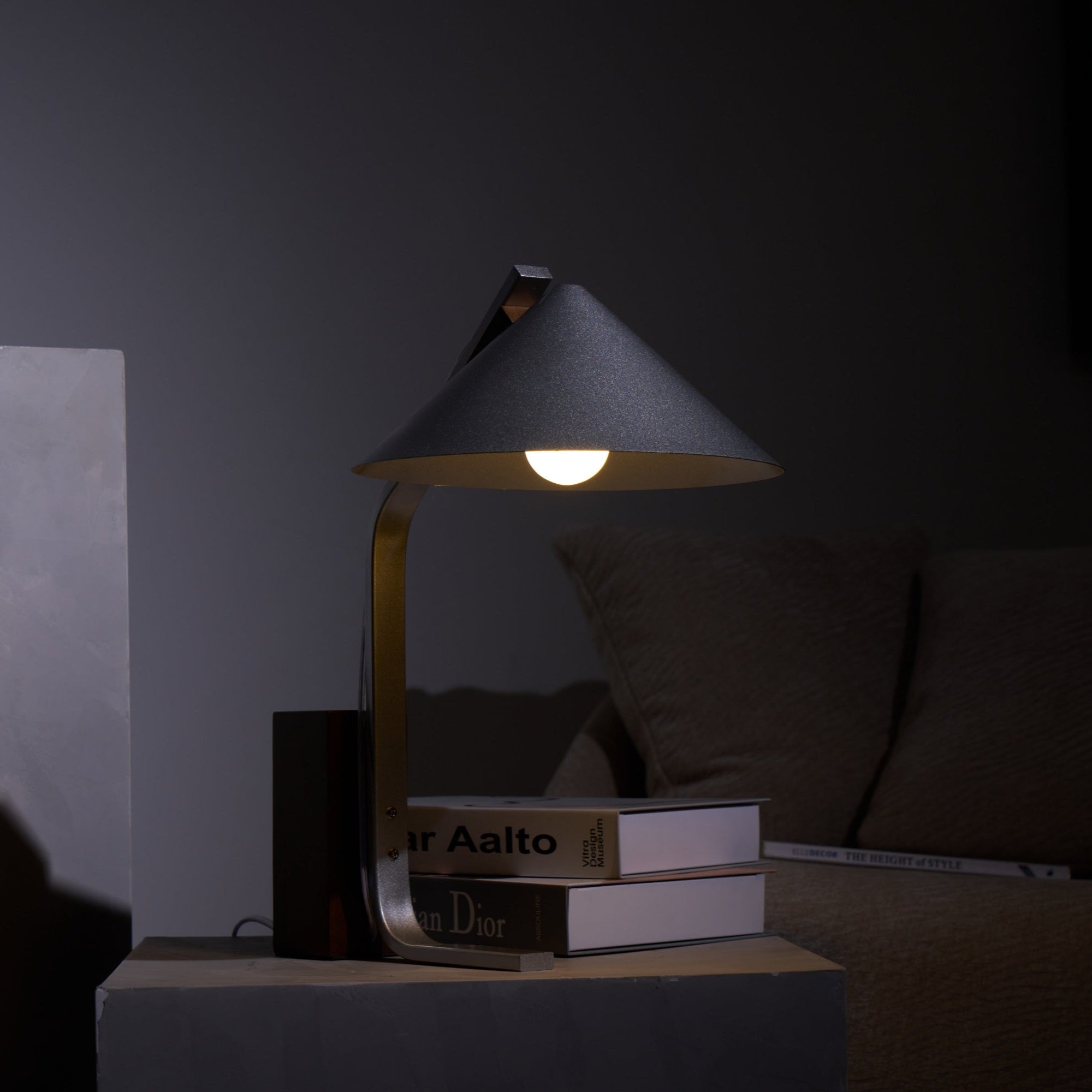 Ireld Modern Table Lamp-Neutral Decor