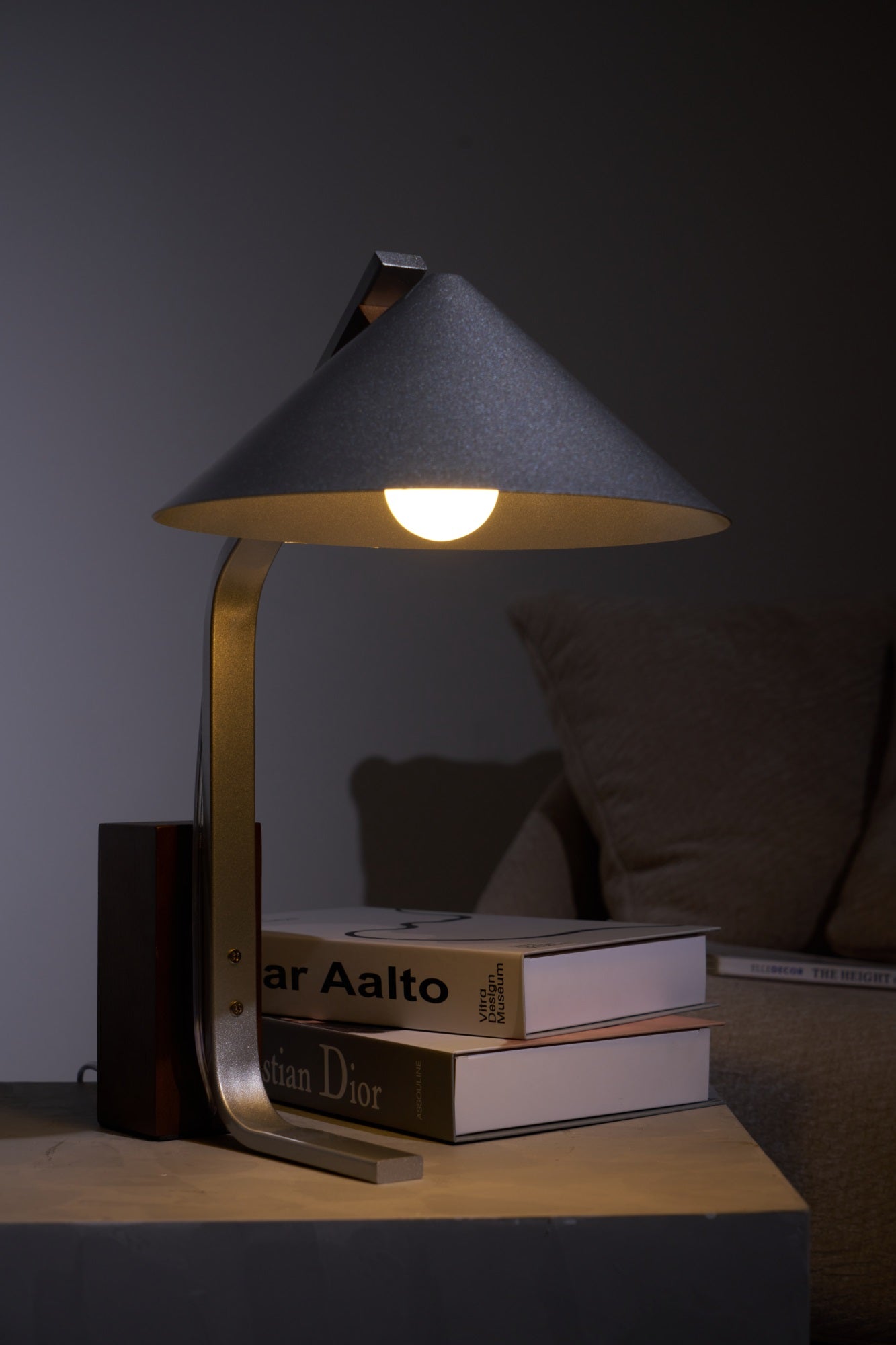 Ireld Modern Table Lamp-Neutral Decor