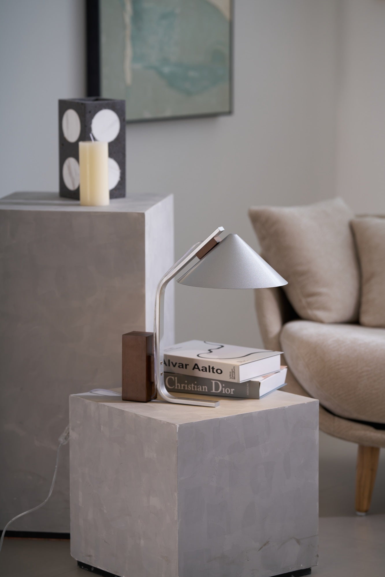 Ireld Modern Table Lamp-Neutral Decor