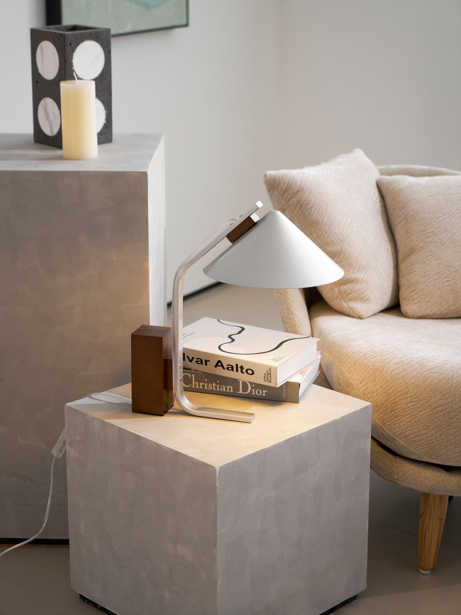 Ireld Modern Table Lamp-Neutral Decor