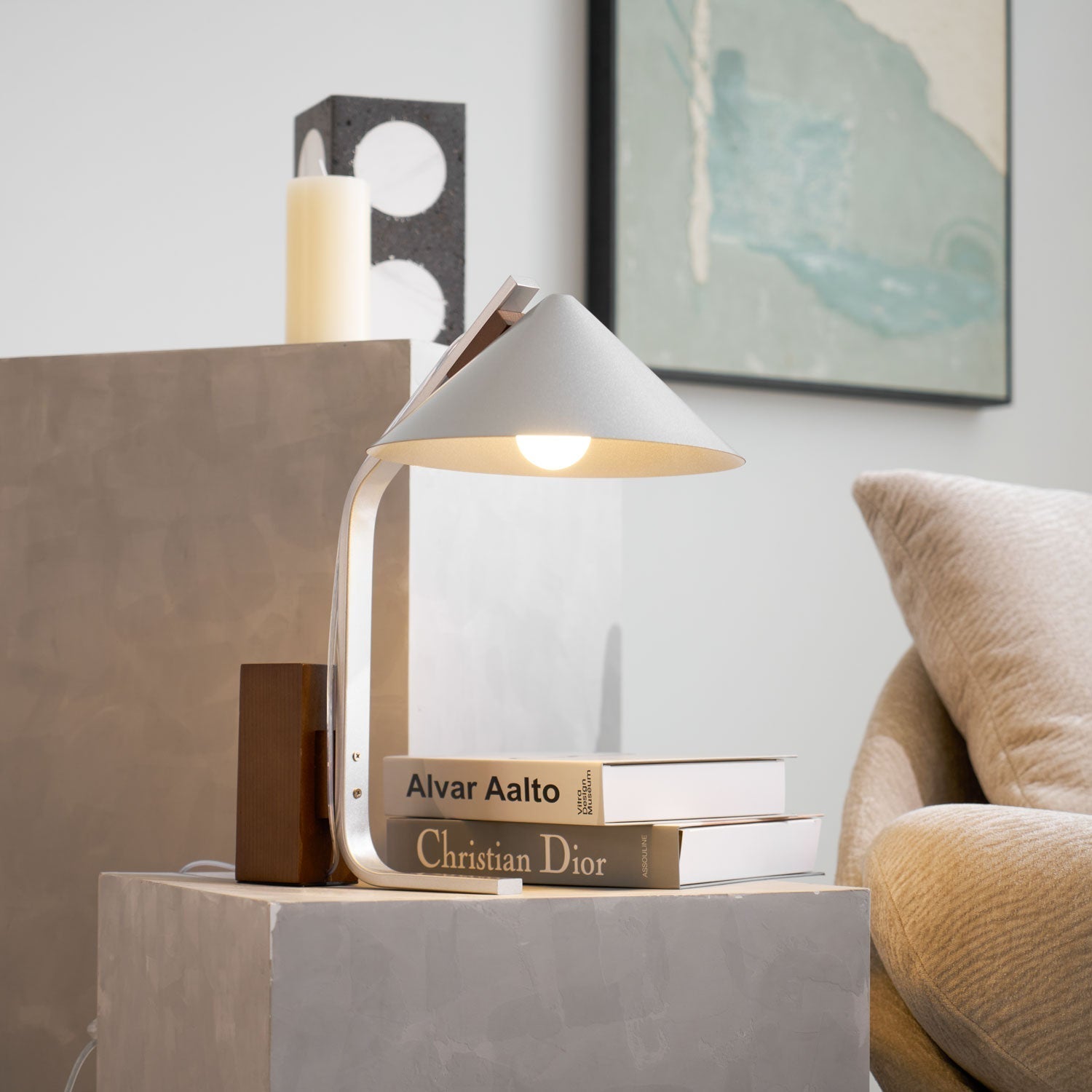 Ireld Modern Table Lamp-Neutral Decor
