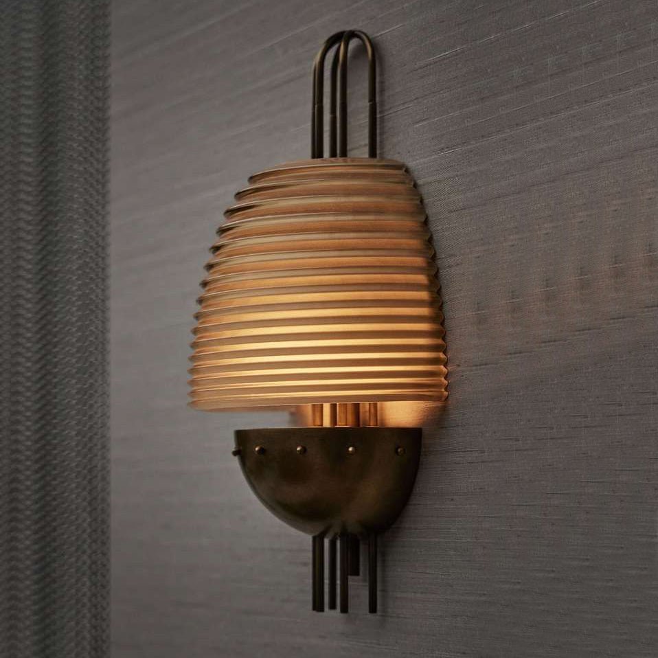 Brys Industrial Ribbed Brass Wall Lamp-Neutral Decor