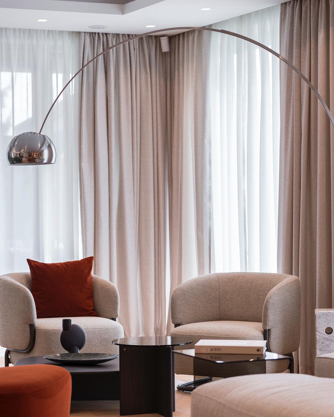Alevra Steel Marble Floor Lamp-Neutral Decor