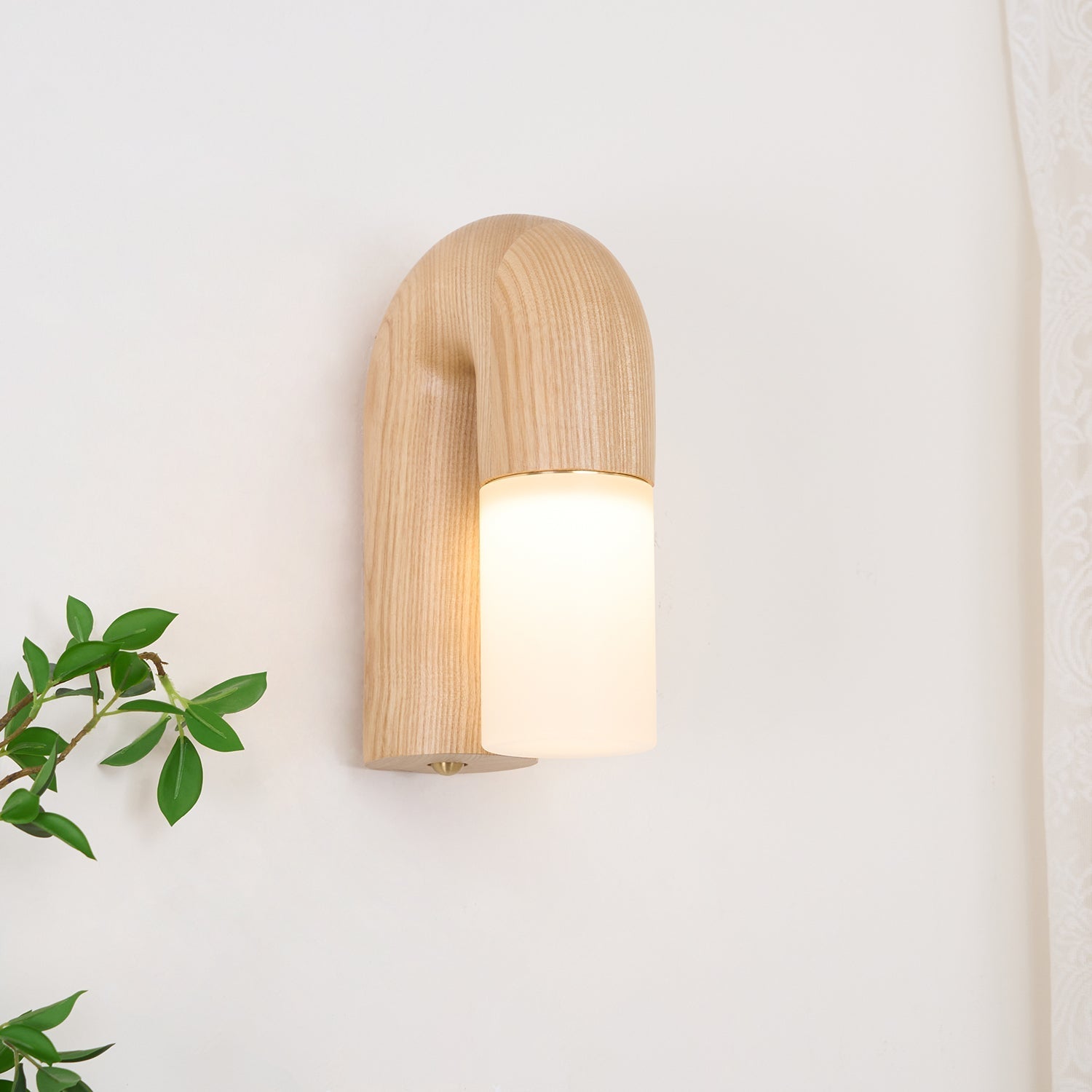 King Modern Minimalist Wood Wall Lamp-Neutral Decor