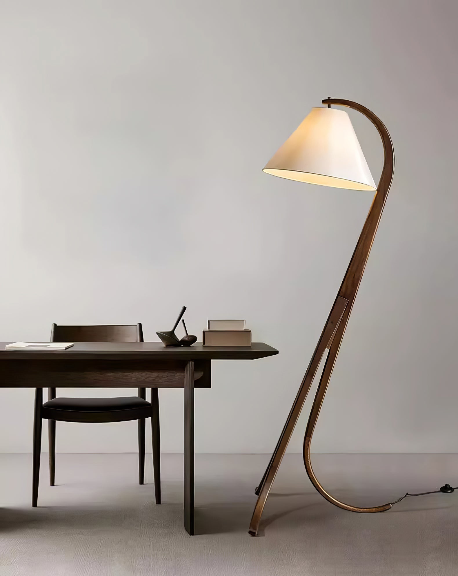 Udorila Curved Wood Floor Lamp-Neutral Decor
