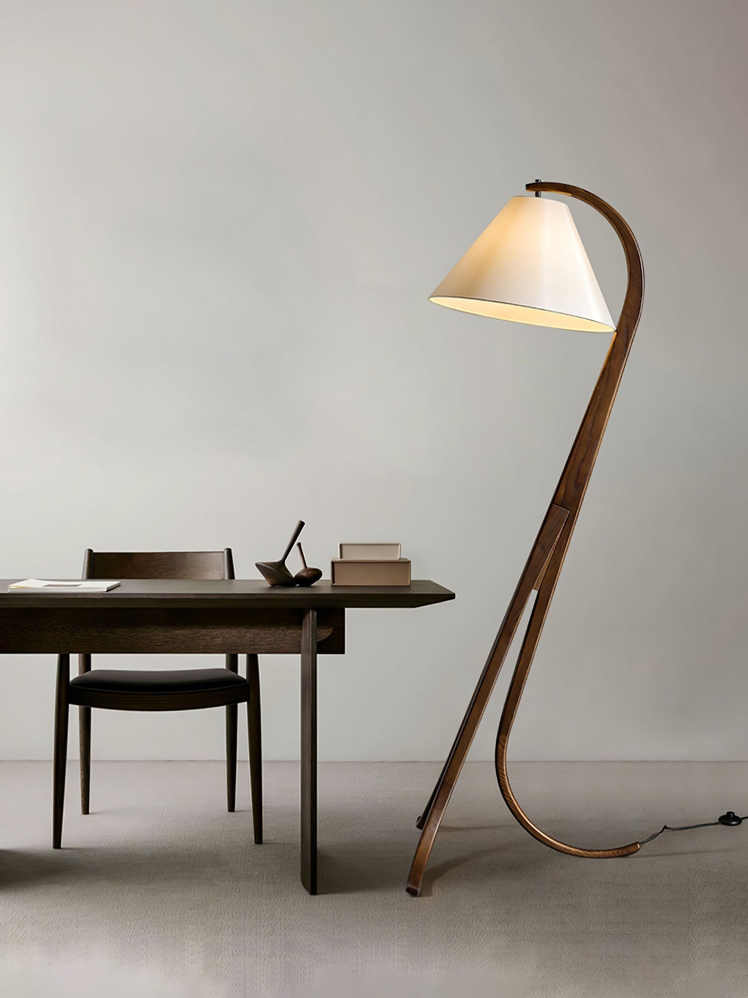 Udorila Curved Wood Floor Lamp-Neutral Decor