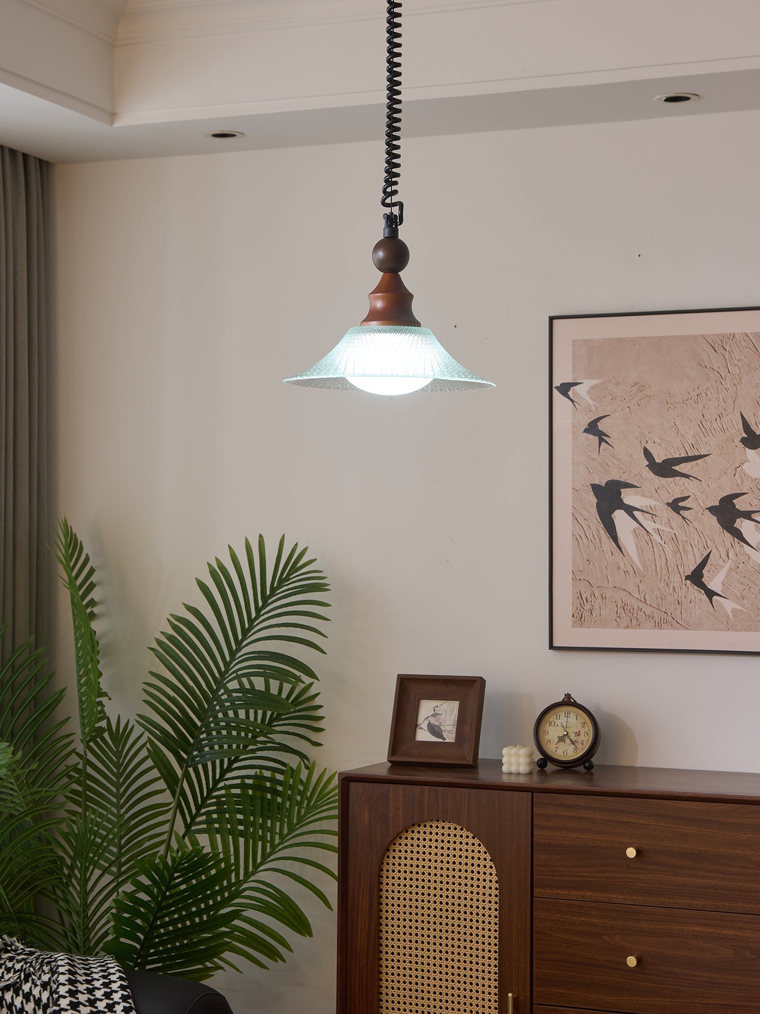Syraeeth Premium Nordic Art Wood Pendant Light-Neutral Decor