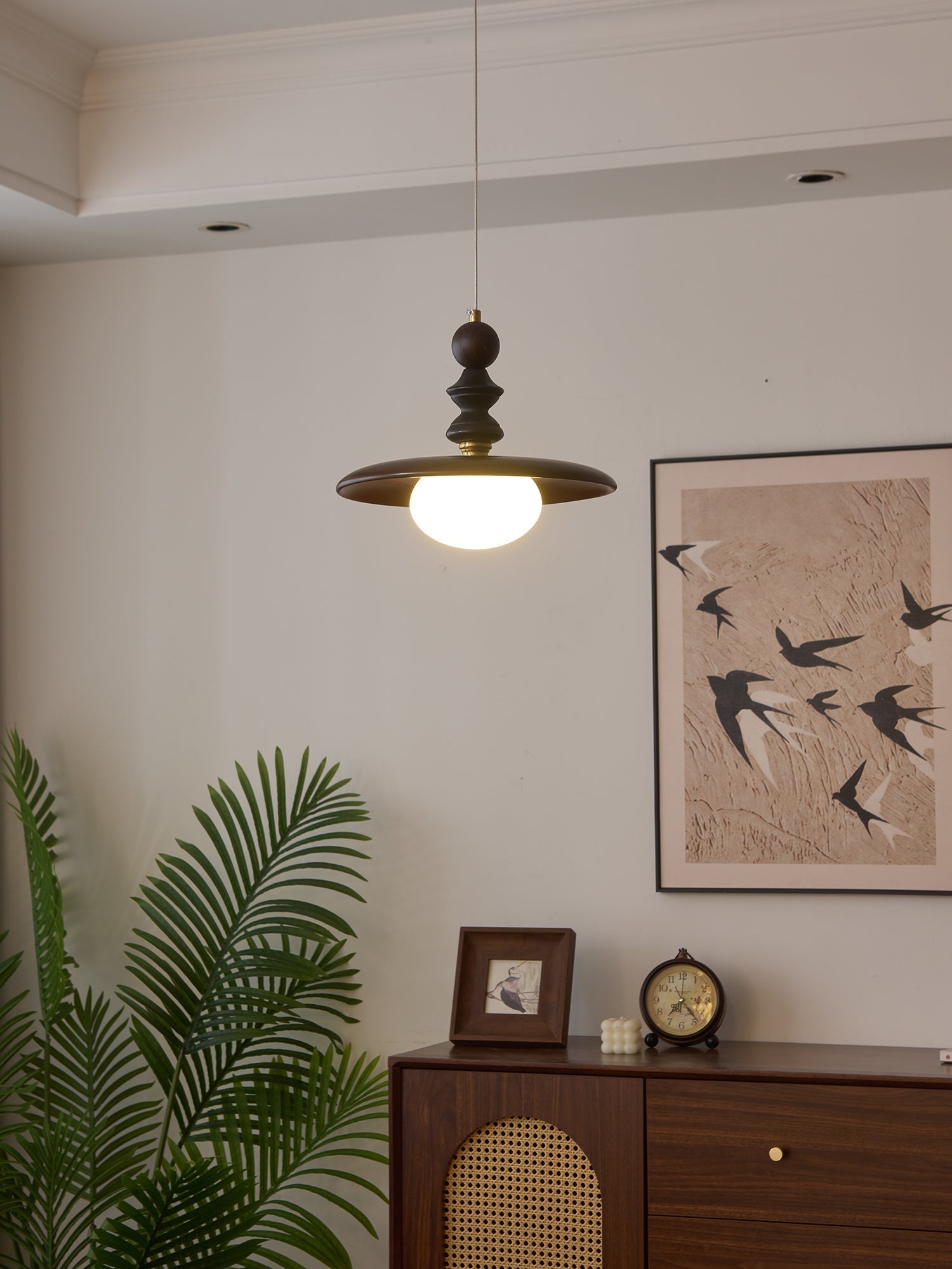 Syraeeth Premium Nordic Art Wood Pendant Light-Neutral Decor