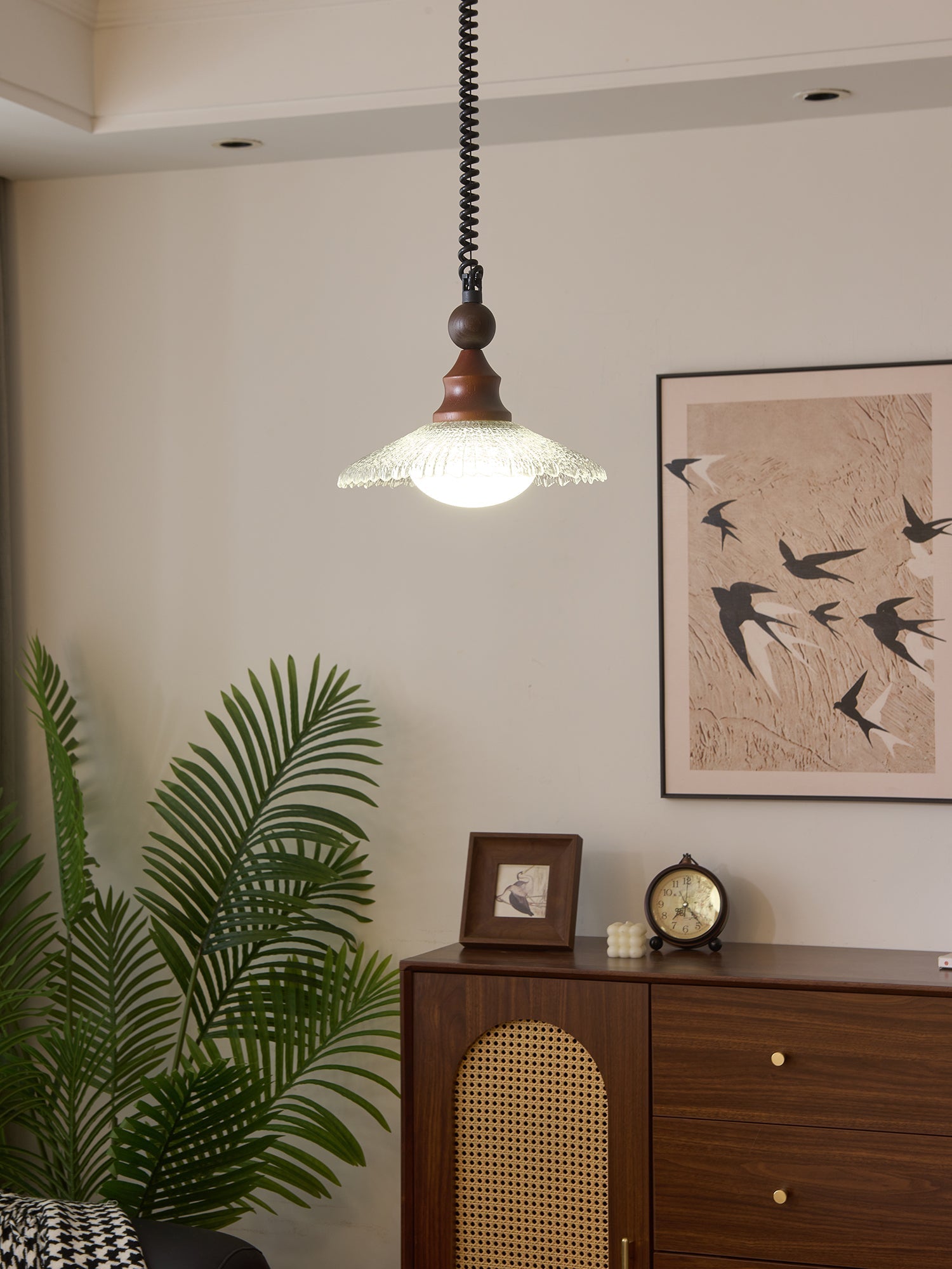 Syraeeth Premium Nordic Art Wood Pendant Light-Neutral Decor