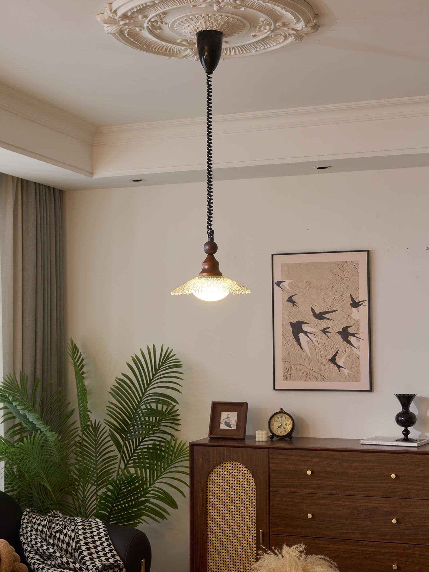 Syraeeth Premium Nordic Art Wood Pendant Light-Neutral Decor