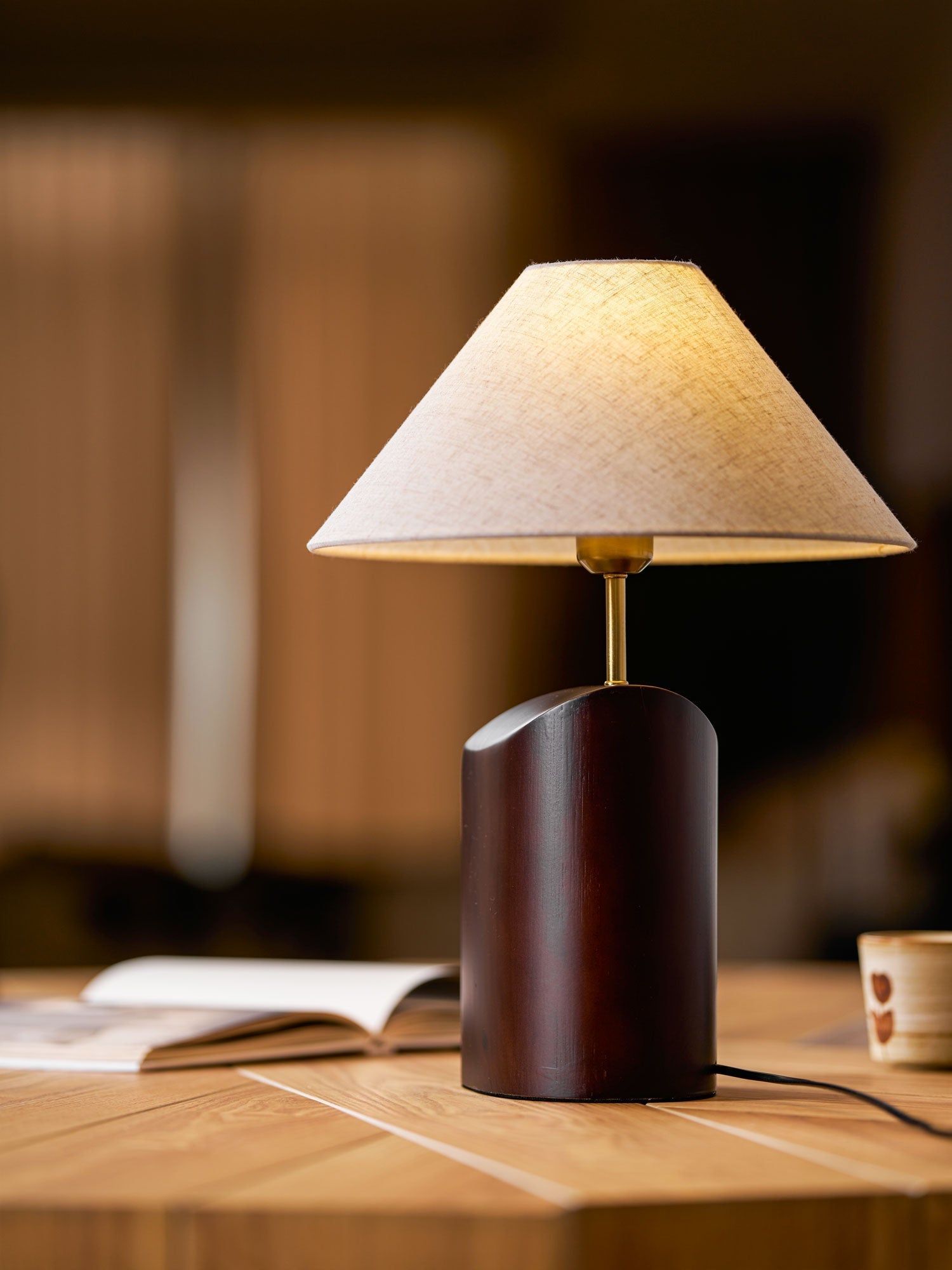 Halene Wood Fabric Table Lamp-Neutral Decor