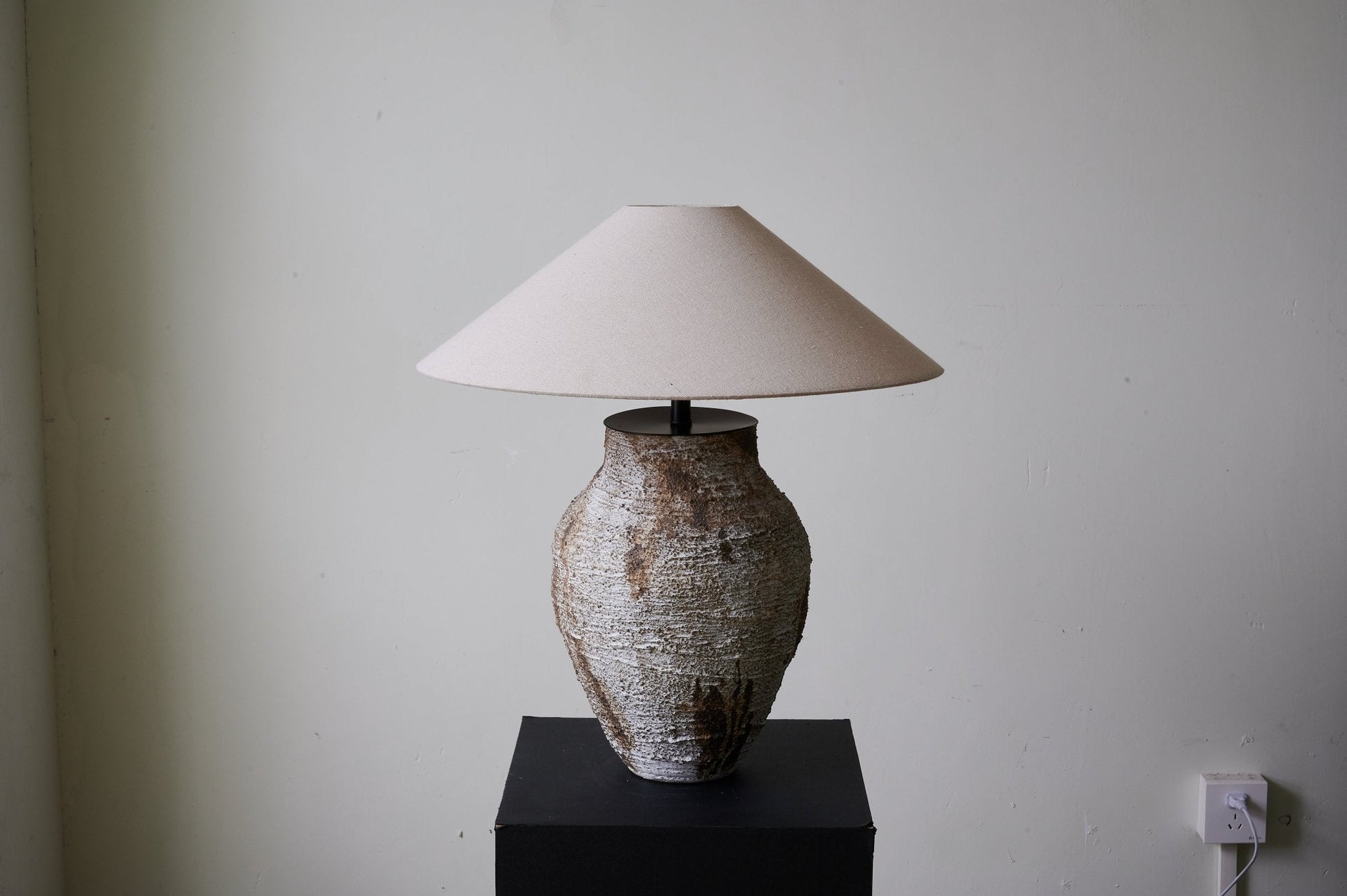 Celia wabi-sabi Ceramics Table Lamp-Neutral Decor
