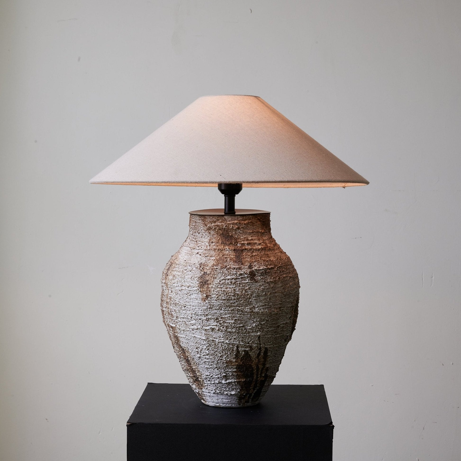 Celia wabi-sabi Ceramics Table Lamp-Neutral Decor