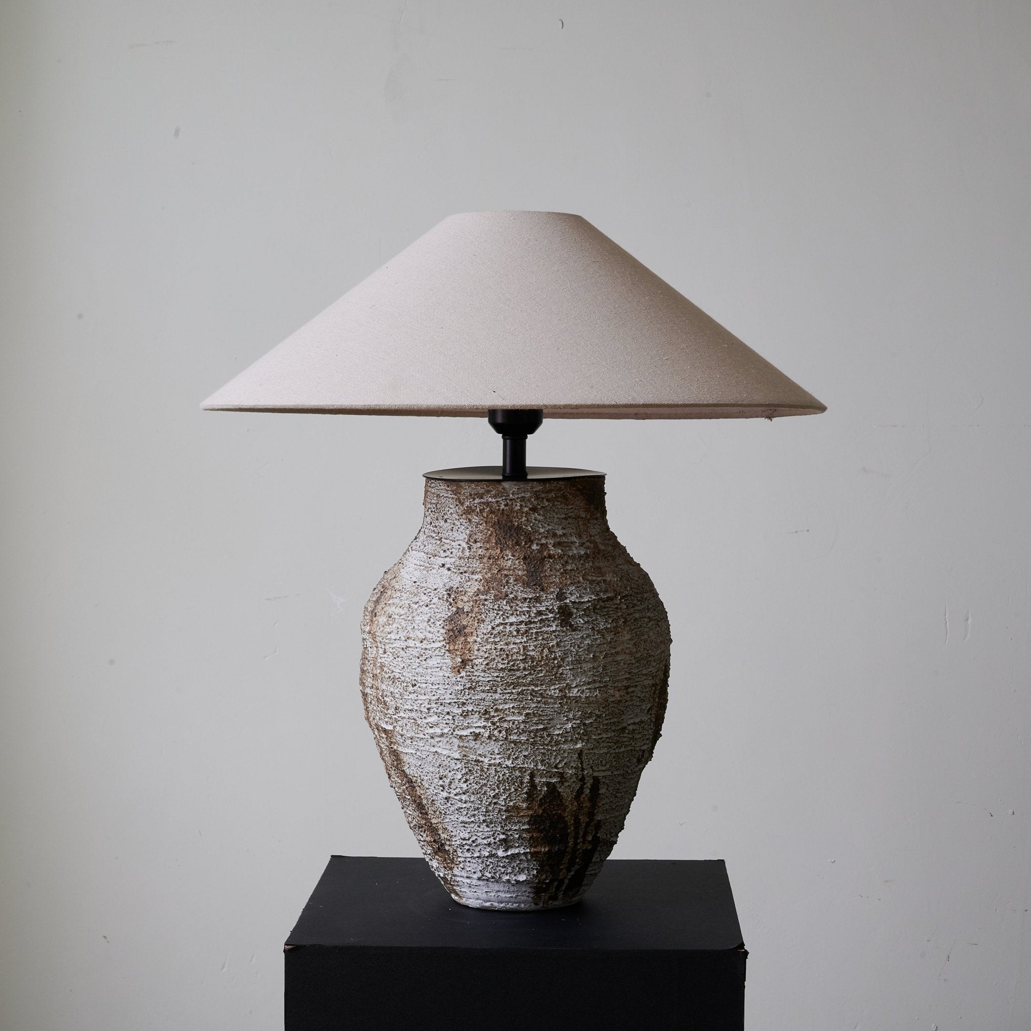 Celia wabi-sabi Ceramics Table Lamp-Neutral Decor
