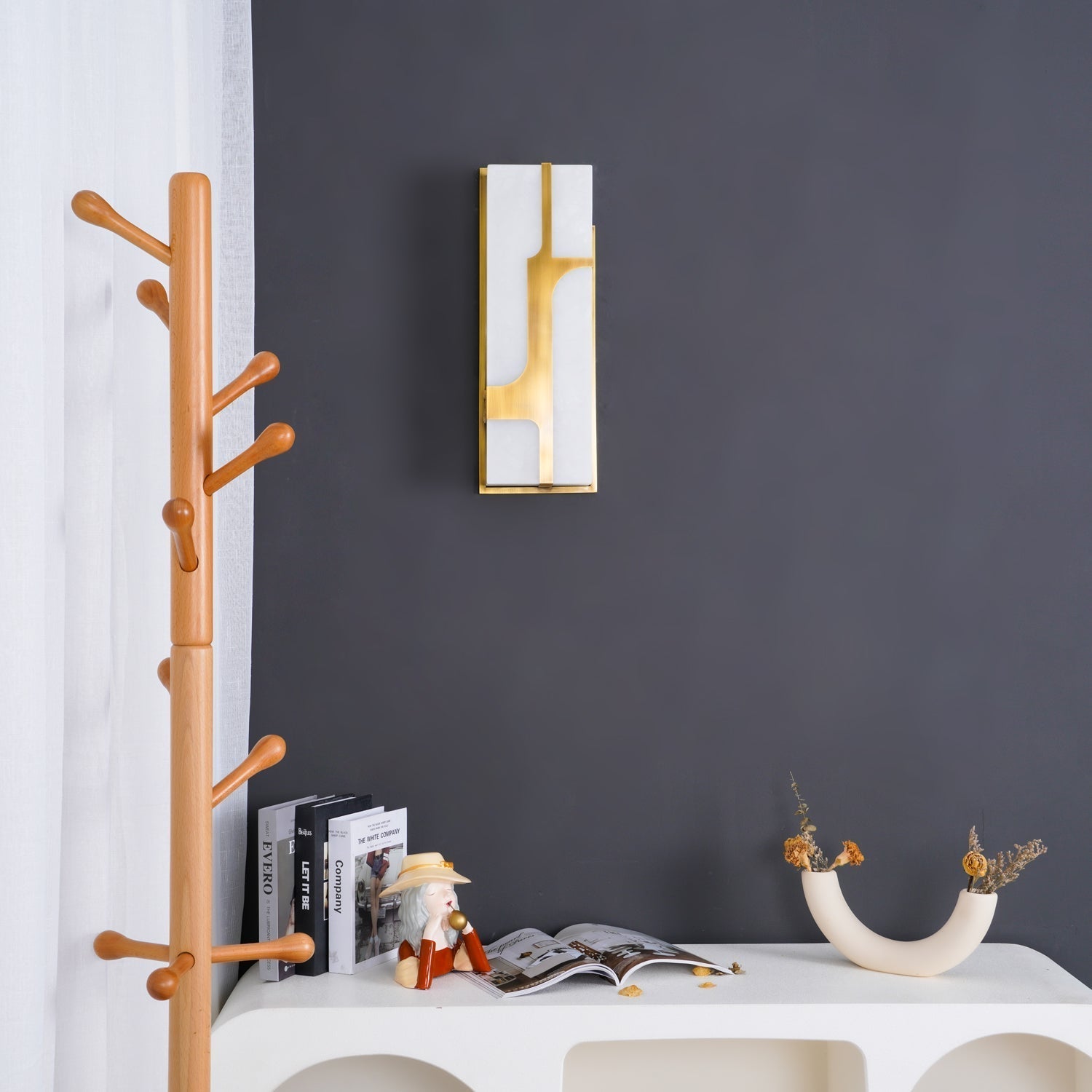 Ariel Wall Lamp Alabaster & Brass Elegance