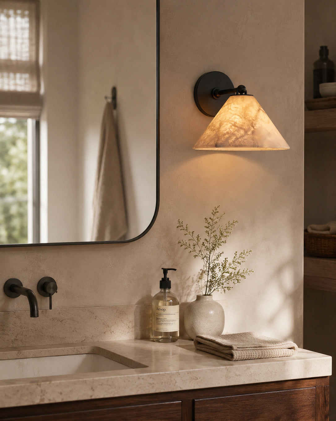 Claudia Wall Light
