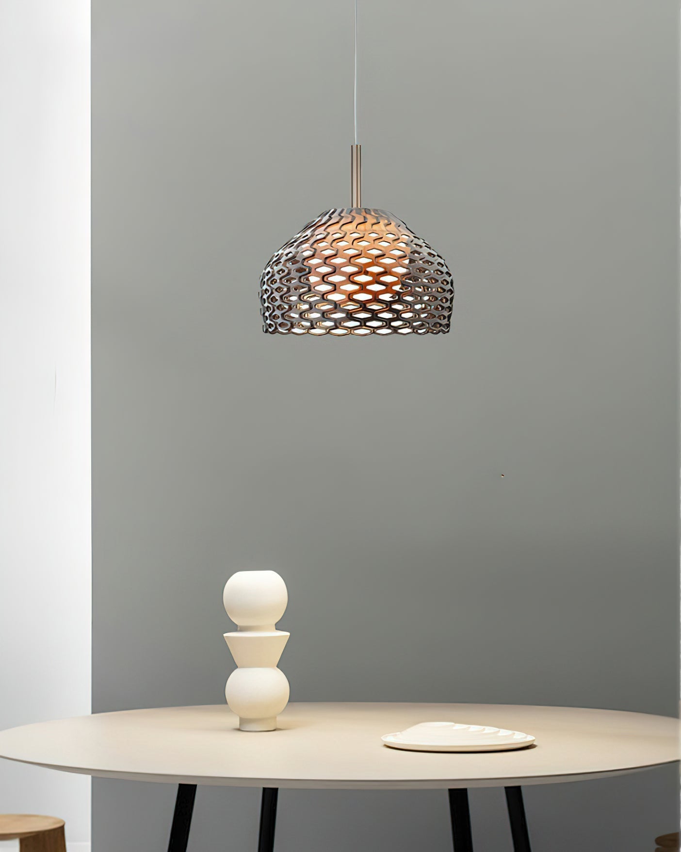 Ilsolion Individual Creativity Plastic Pendant Lamp-Neutral Decor