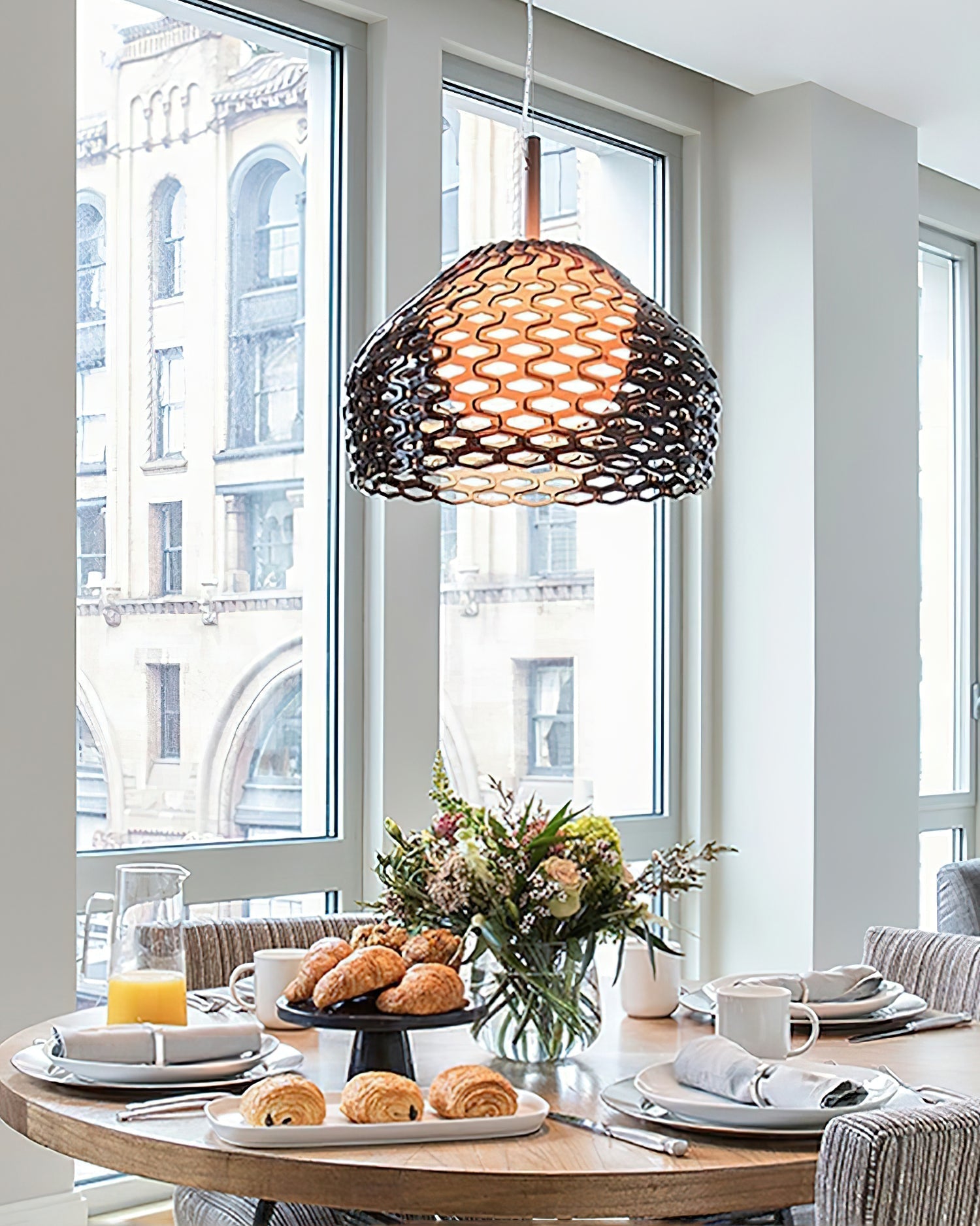 Ilsolion Individual Creativity Plastic Pendant Lamp-Neutral Decor