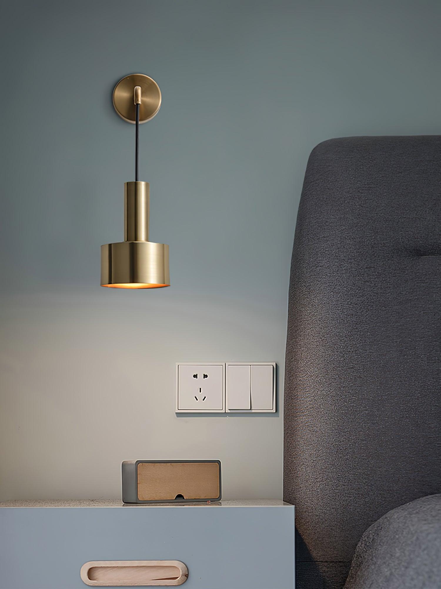 Alvina Modern Minimalist Brass Wall Light-Neutral Decor