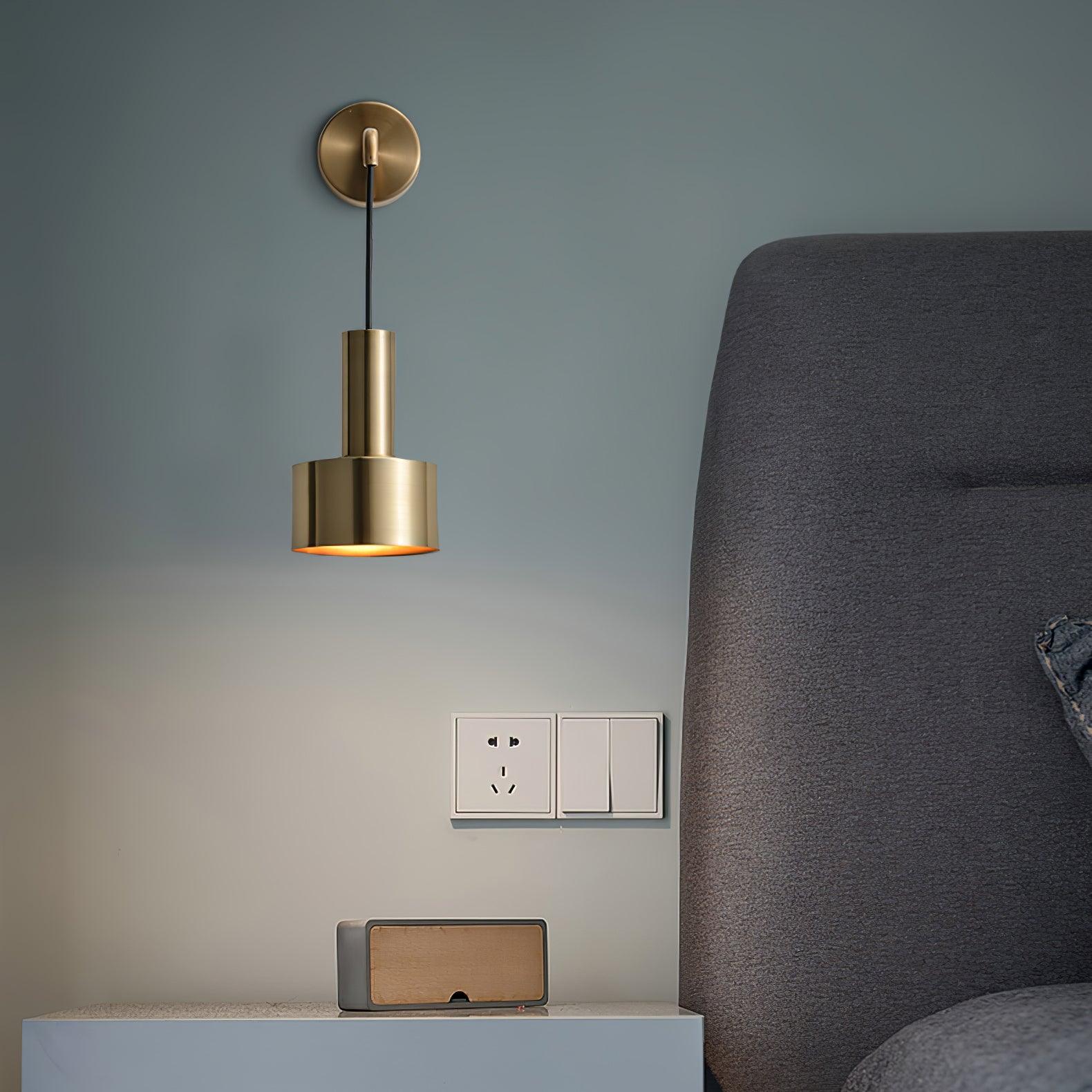 Alvina Modern Minimalist Brass Wall Light-Neutral Decor