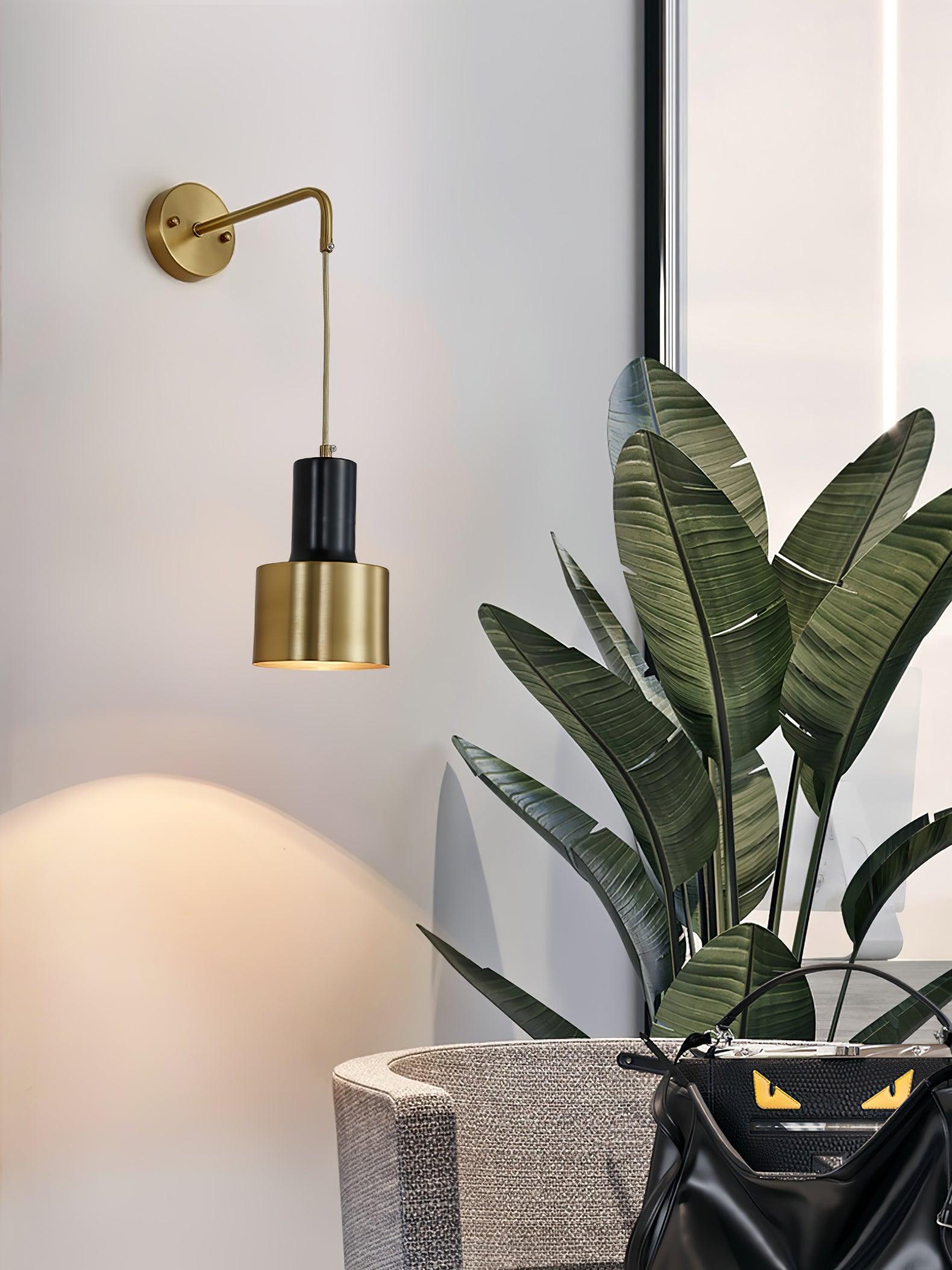 Alvina Modern Minimalist Brass Wall Light-Neutral Decor