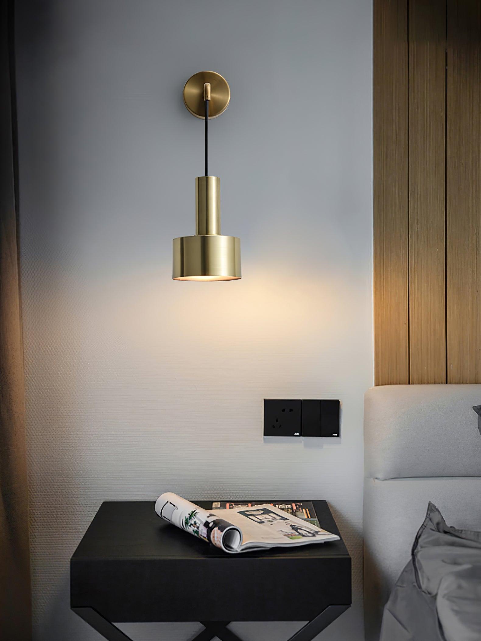 Alvina Modern Minimalist Brass Wall Light-Neutral Decor