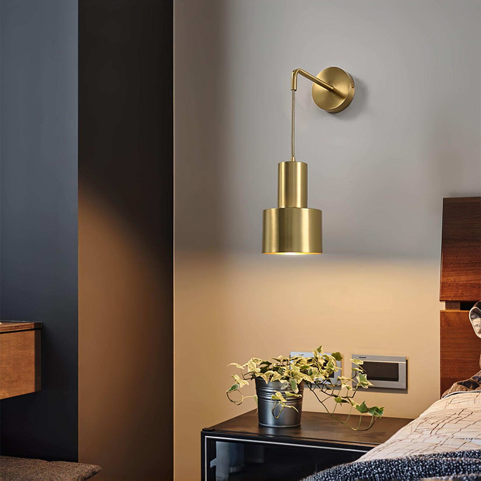 Alvina Modern Minimalist Brass Wall Light-Neutral Decor
